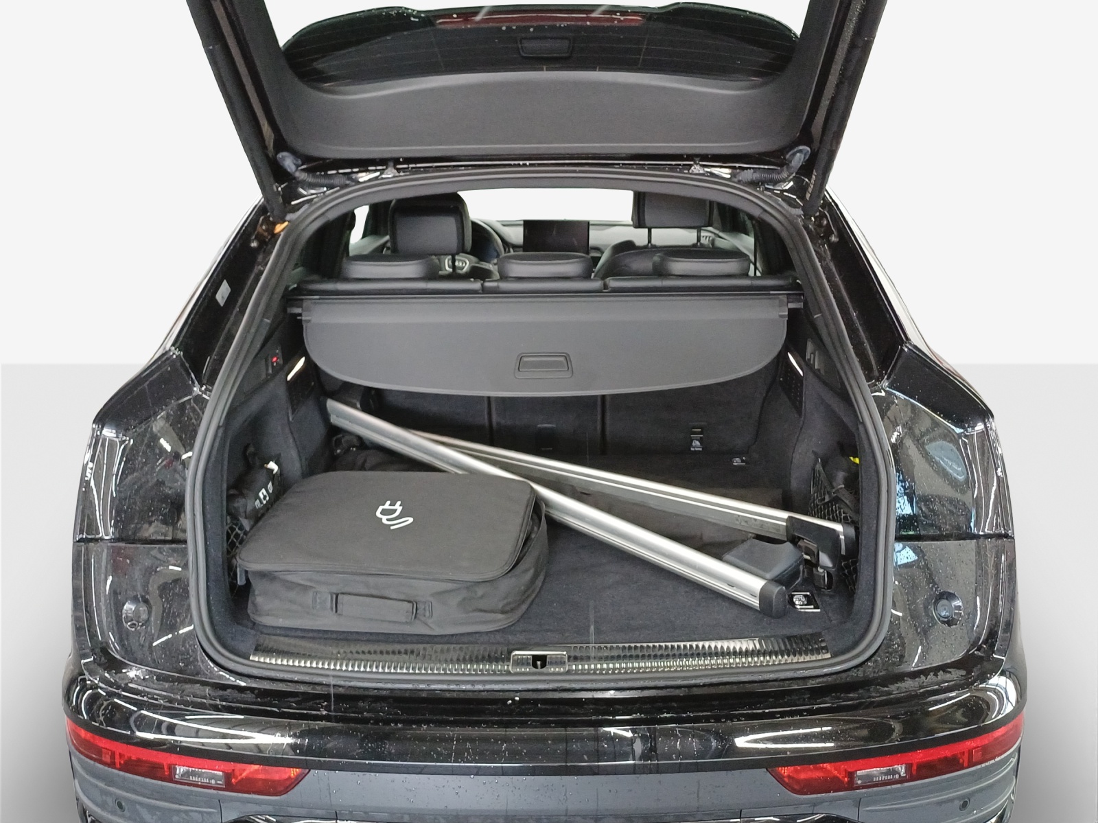 AUDI Q5 Sportback 50 TFSI e PHEV S line quattro S-tronic-image-12