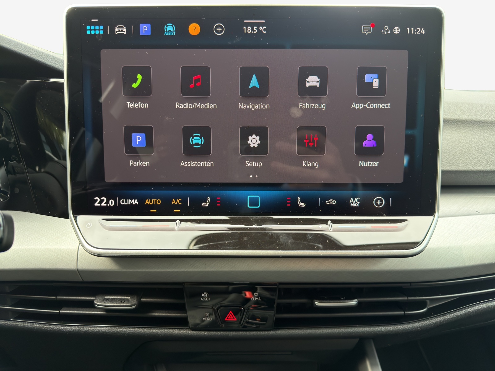 VW Golf 1.5 e TSI mHEV Value DSG-image-10