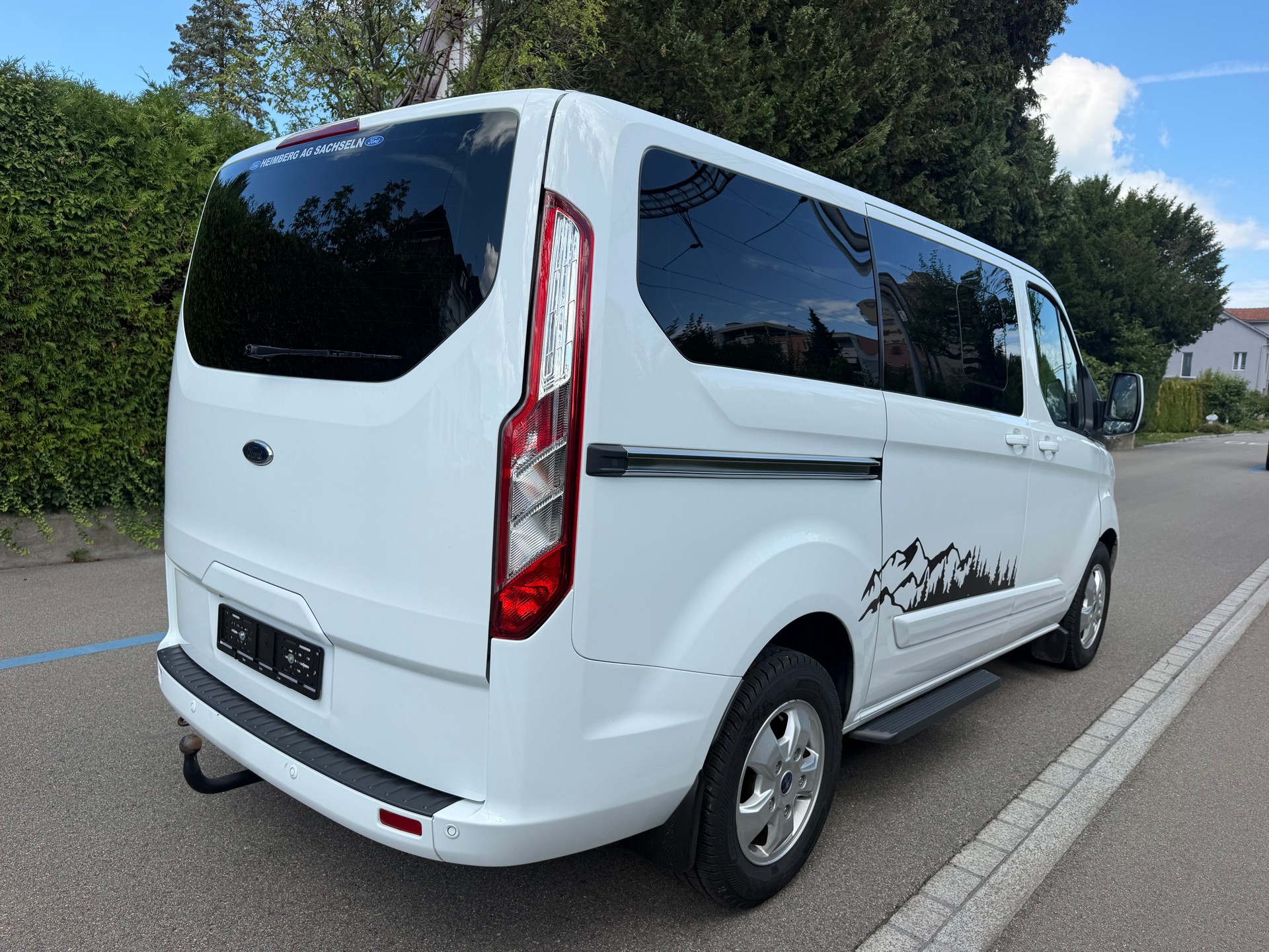 FORD Tourneo Custom 300 L2H1 Trend-image-2