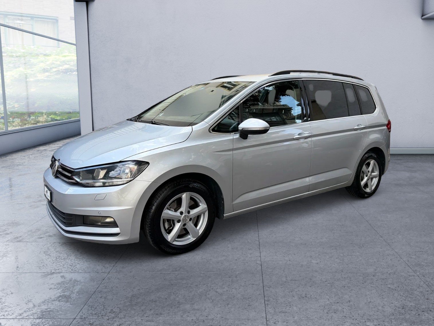 VW Touran 2.0 TDI BlueMotion Technology Comfortline DSG-image-1