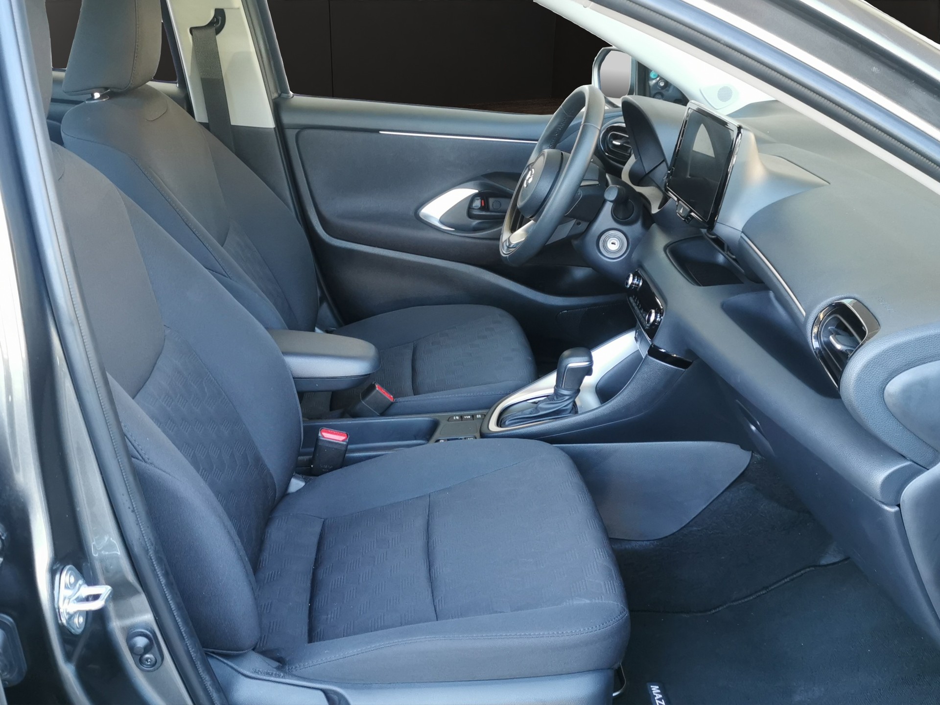 MAZDA 2 Hybrid Centre-line-image-13