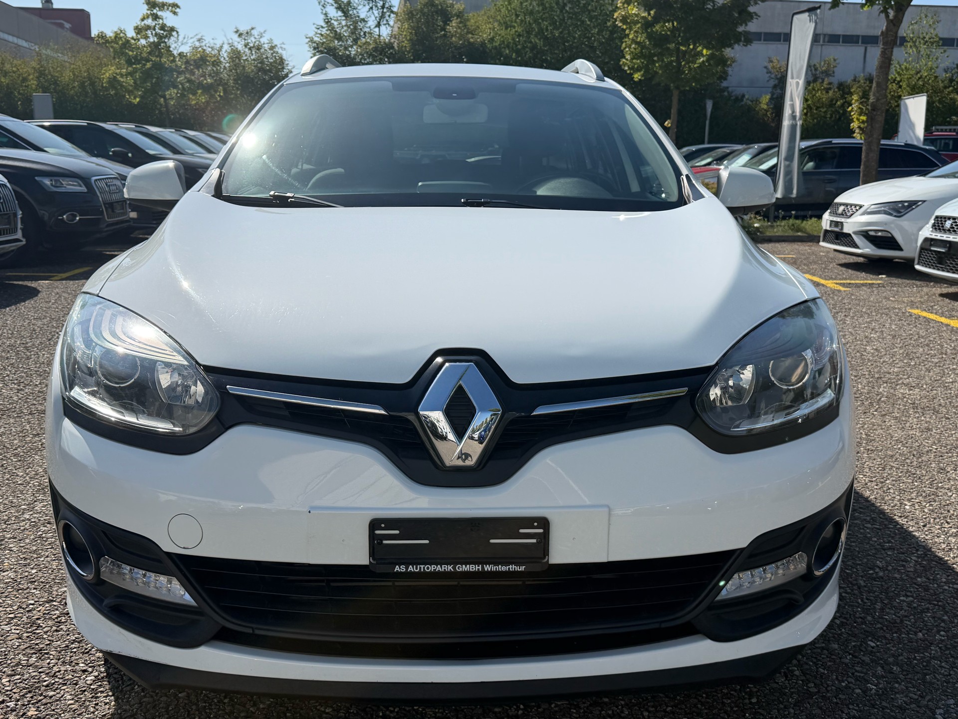 RENAULT Mégane Grandtour 1.5 dCi Limited EDC-image-1