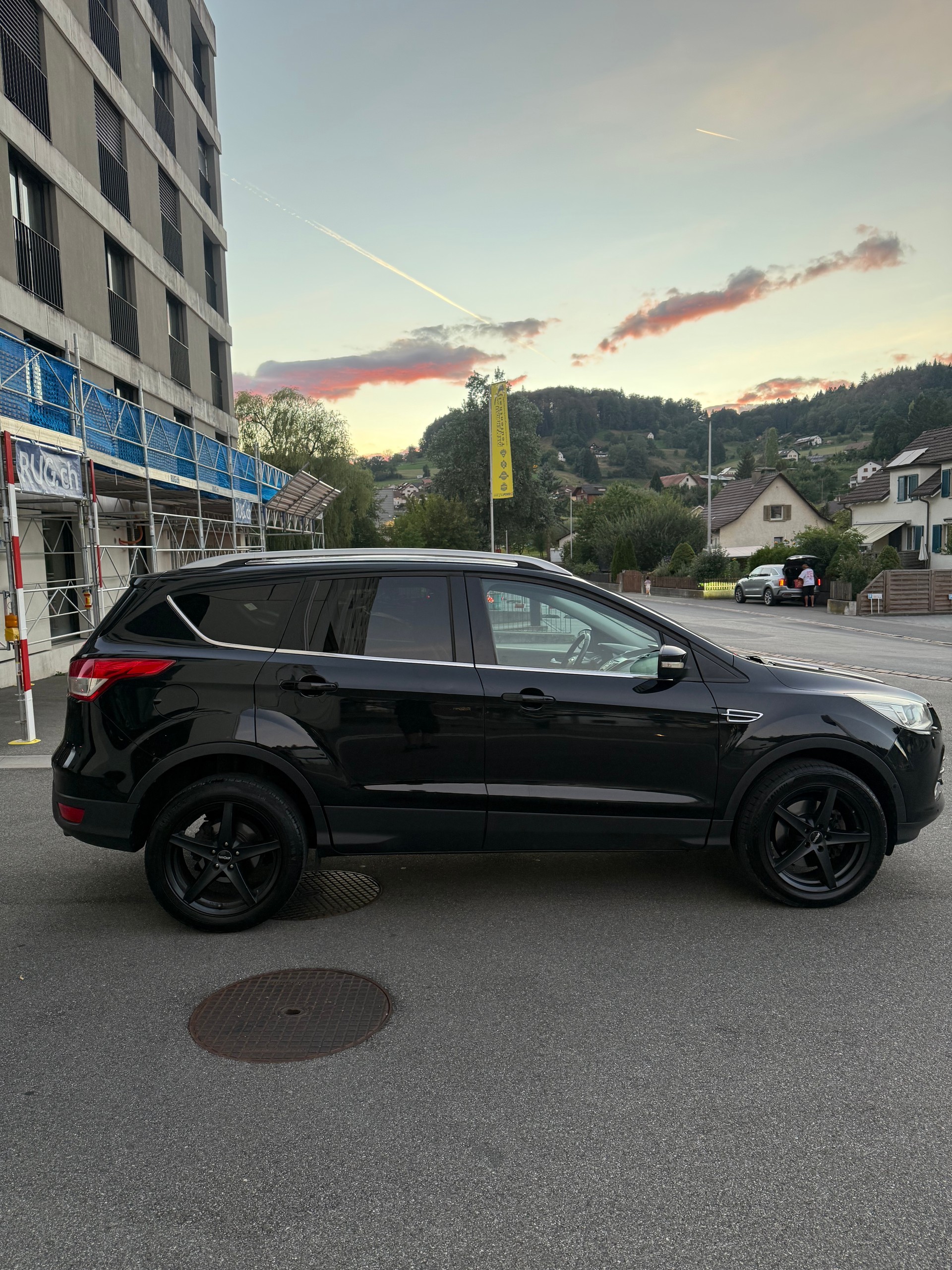 FORD Kuga 2.0 TDCi Carving 4WD-image-6