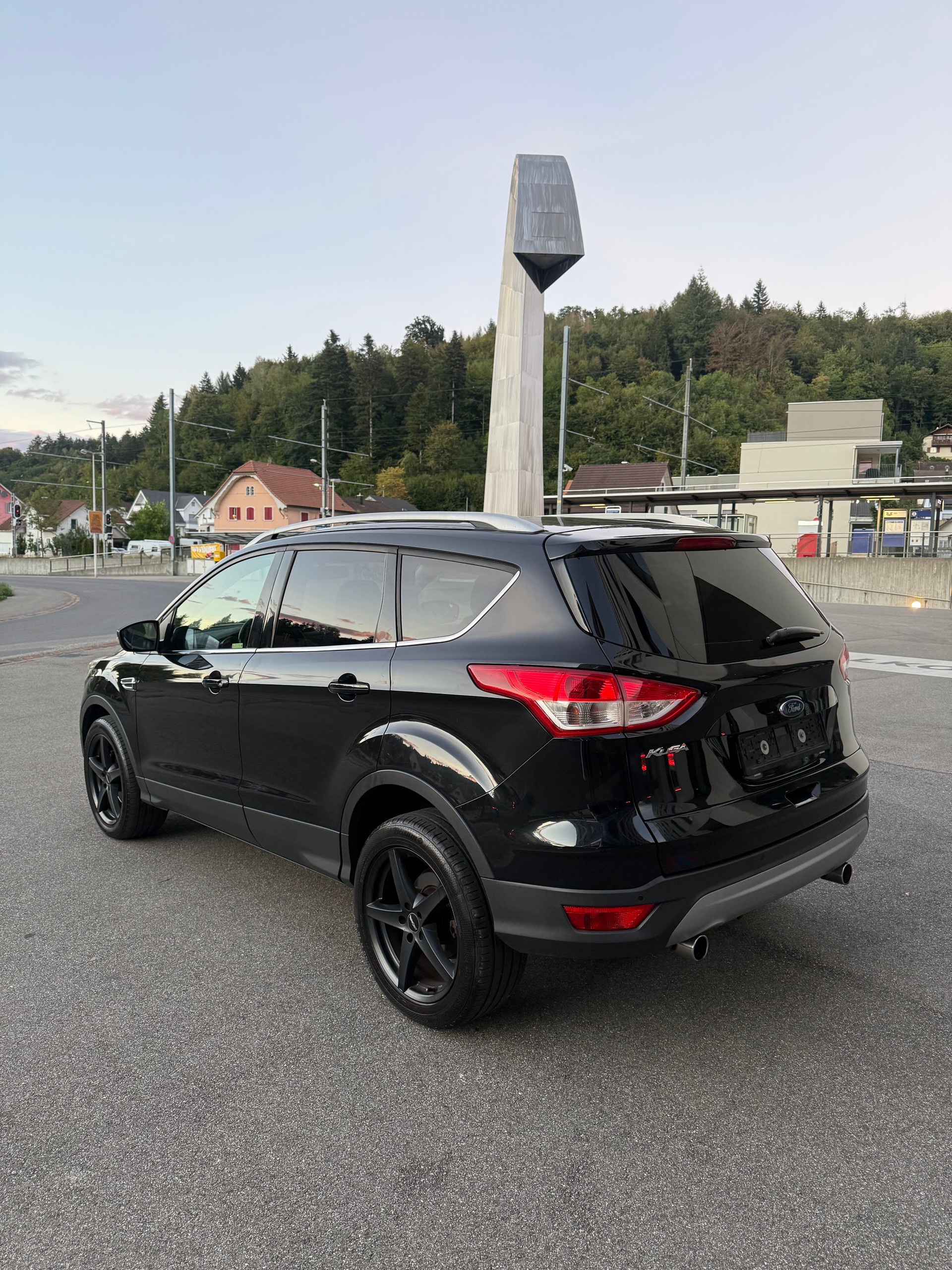 FORD Kuga 2.0 TDCi Carving 4WD-image-3