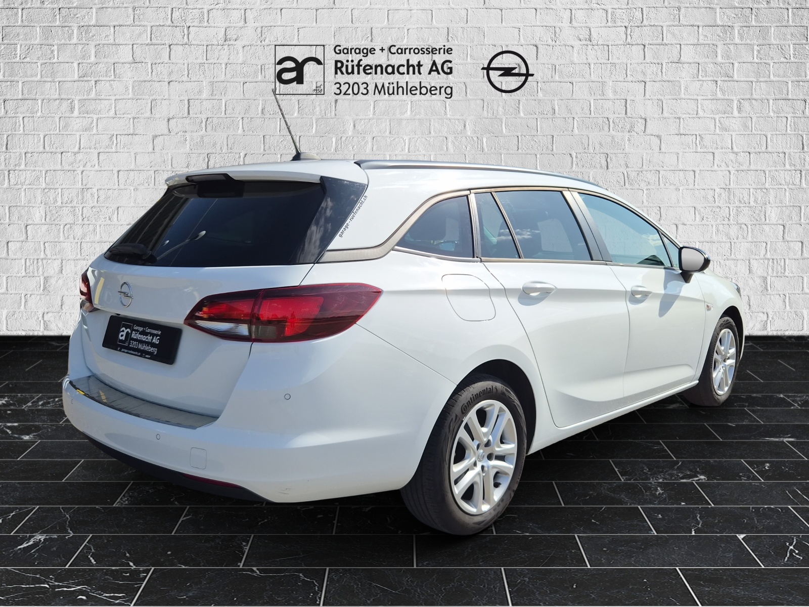OPEL Astra Sports Tourer 1.4 T Edition S/S-image-1