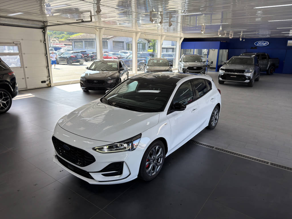 FORD Focus 1.0i EcoB Hybrid 155 ST-Line X-image-12
