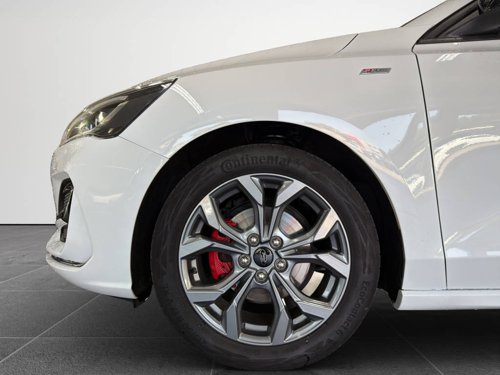 FORD Focus 1.0i EcoB Hybrid 155 ST-Line X-image-18