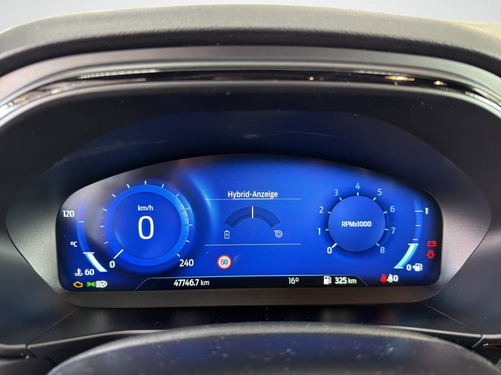 FORD Focus 1.0i EcoB Hybrid 155 ST-Line X-image-10