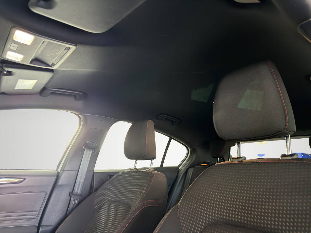 FORD Focus 1.0i EcoB Hybrid 155 ST-Line X-image-16