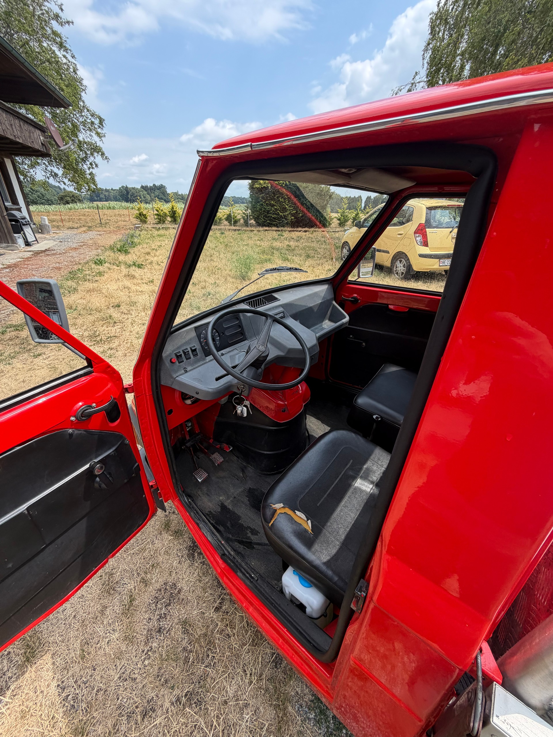 PIAGGIO Vespacar P2-image-9