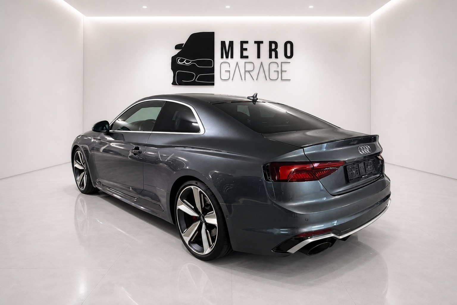 AUDI RS5 Coupé 2.9 TFSI quattro tiptronic-image-2