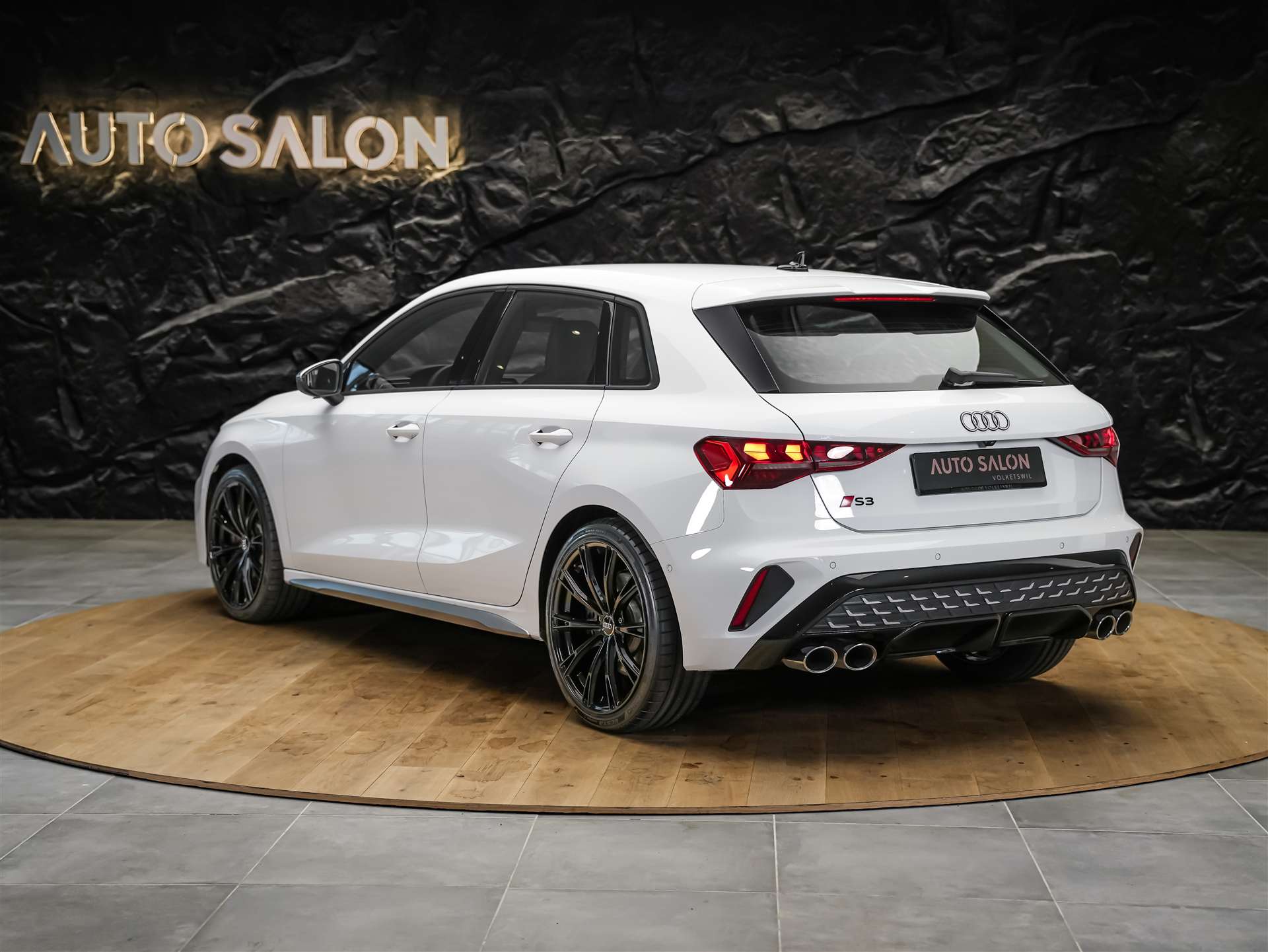 AUDI S3 Sportback TFSI quattro S-tronic*19"Felgen*Werksgarantie*Matrix-LED*Assistenten*-showroom-element-2