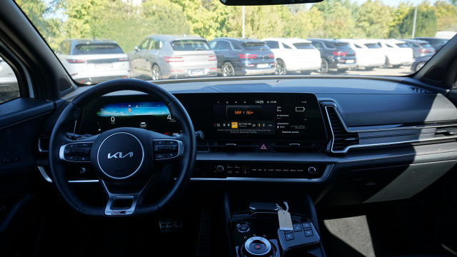KIA Sportage1.6T PHEV4x4 GT A-image-11