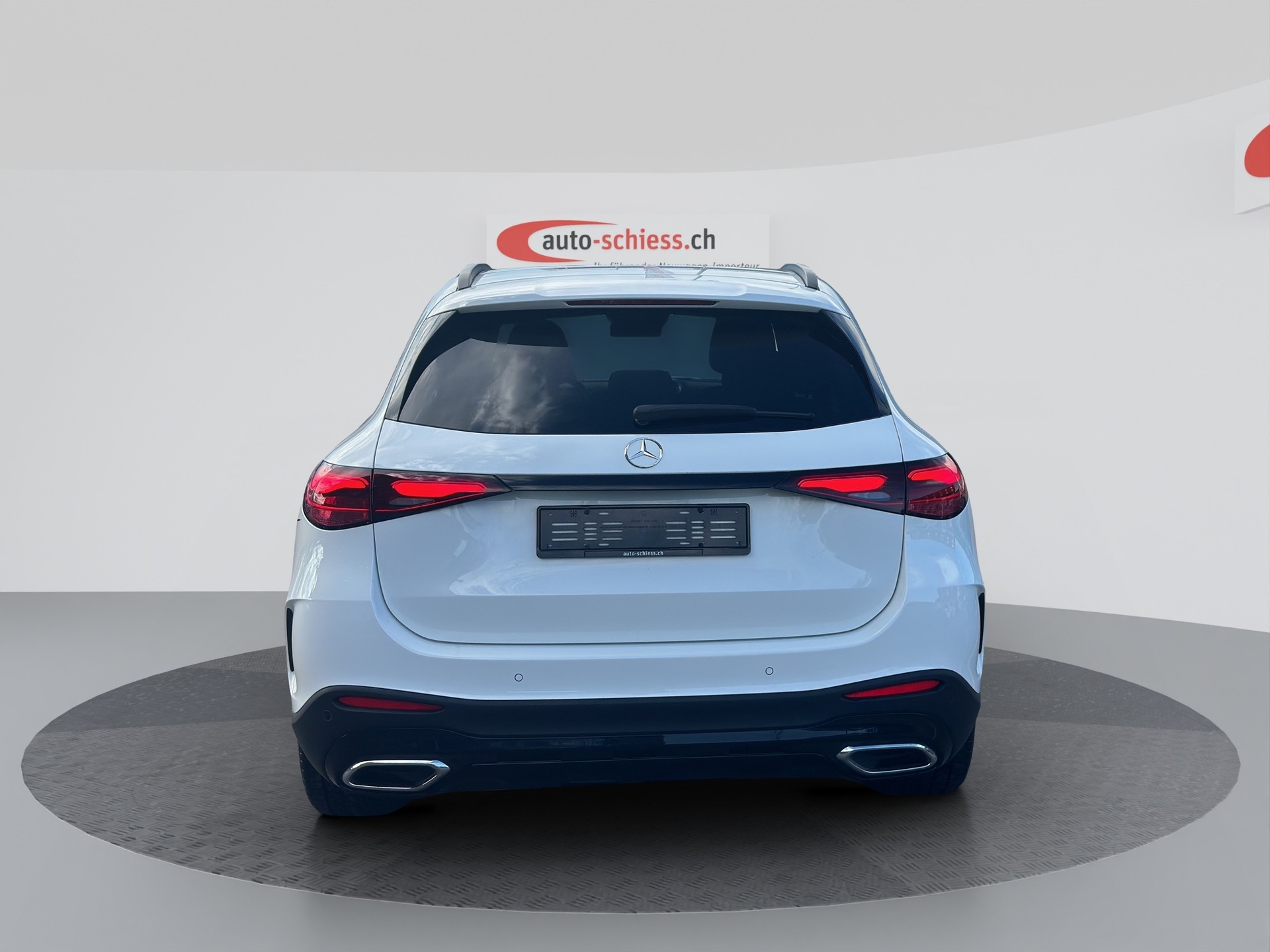 MERCEDES-BENZ GLC 300 d 4Matic 9G-Tronic AMG Edition Night-image-3