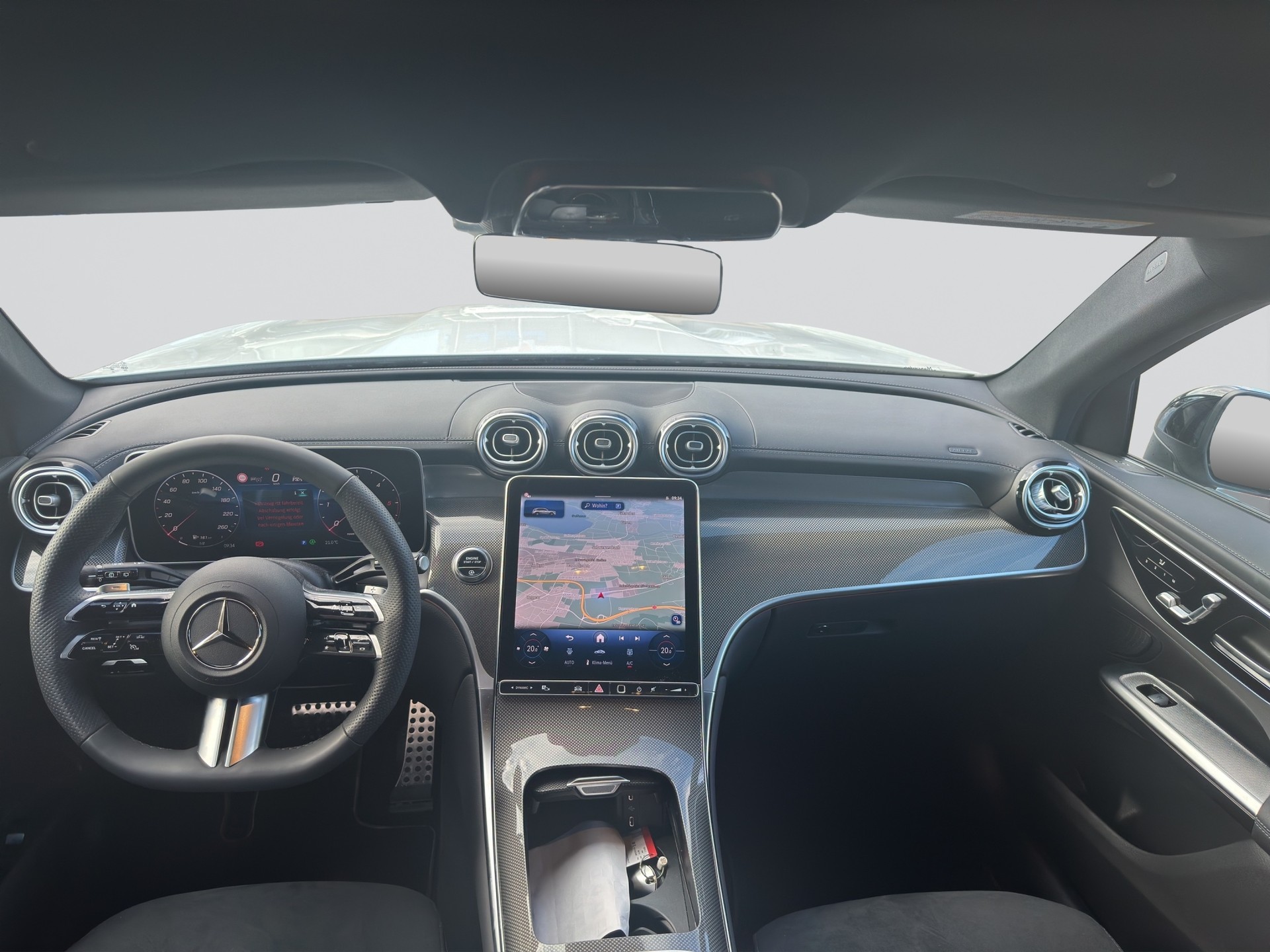 MERCEDES-BENZ GLC 300 d 4Matic 9G-Tronic AMG Edition Night-image-13
