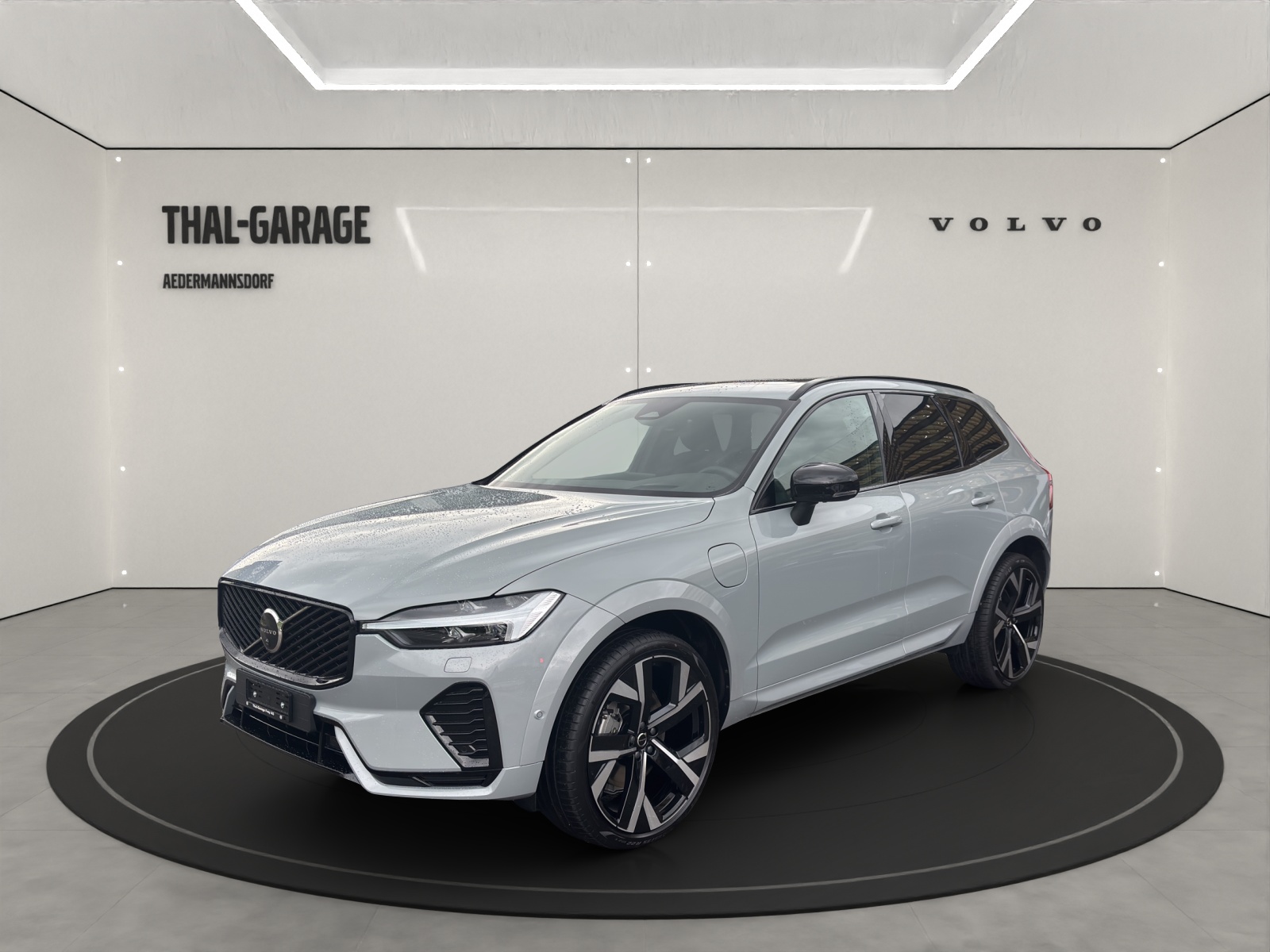 VOLVO XC60 2.0 T6 TE Ultra Dark eAWD-image-0