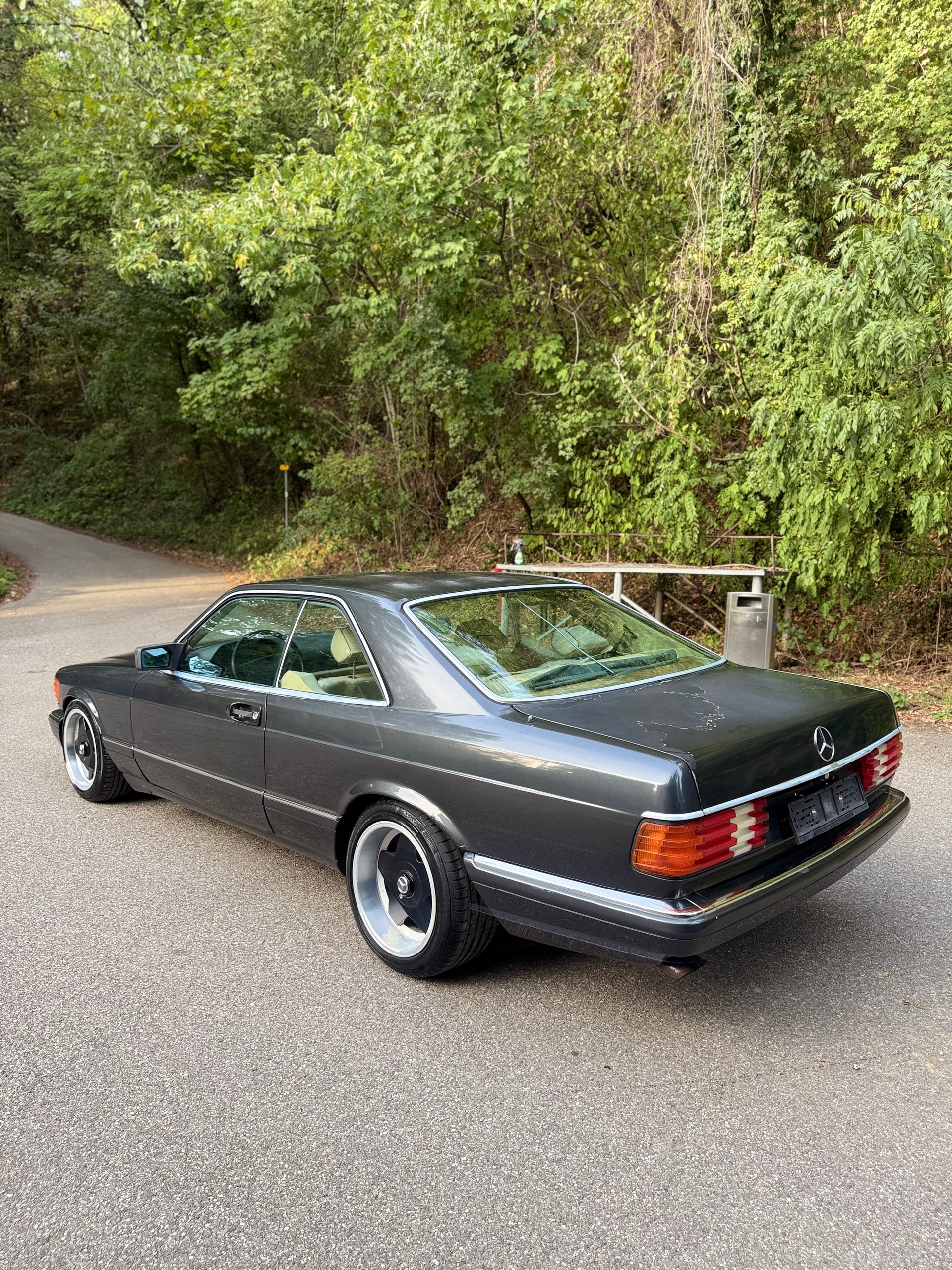 MERCEDES-BENZ 560 SEC Automatic-image-4