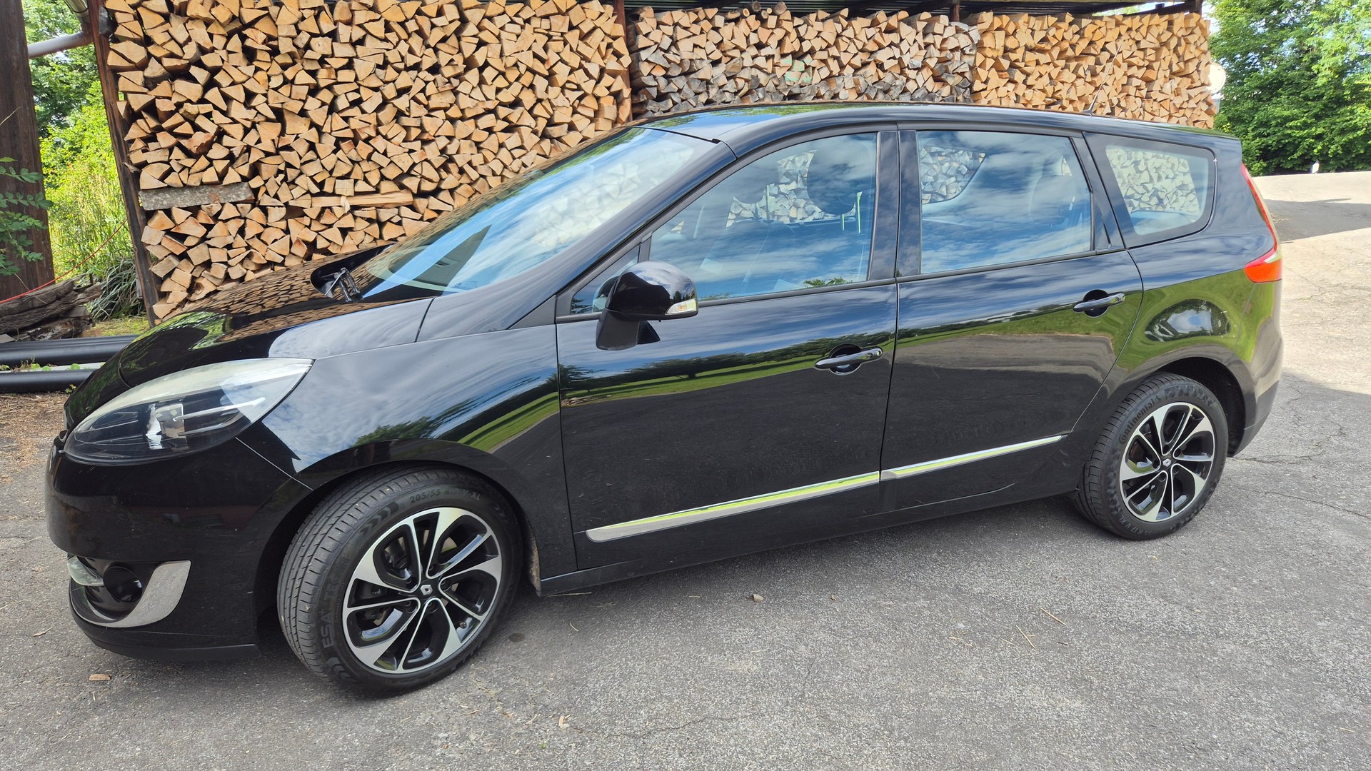 RENAULT Grand Scénic 1.5 dCi Bose Edition EDC-image-2