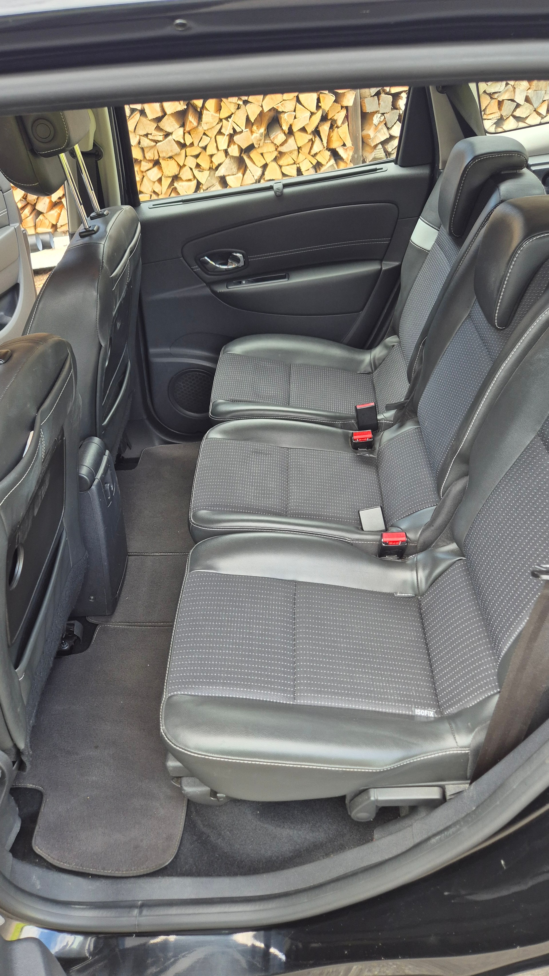 RENAULT Grand Scénic 1.5 dCi Bose Edition EDC-image-11