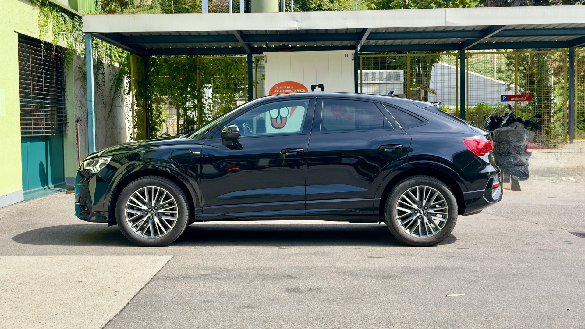AUDI Q3 Sportback 45 TFSI e S line S-tronic-image-1