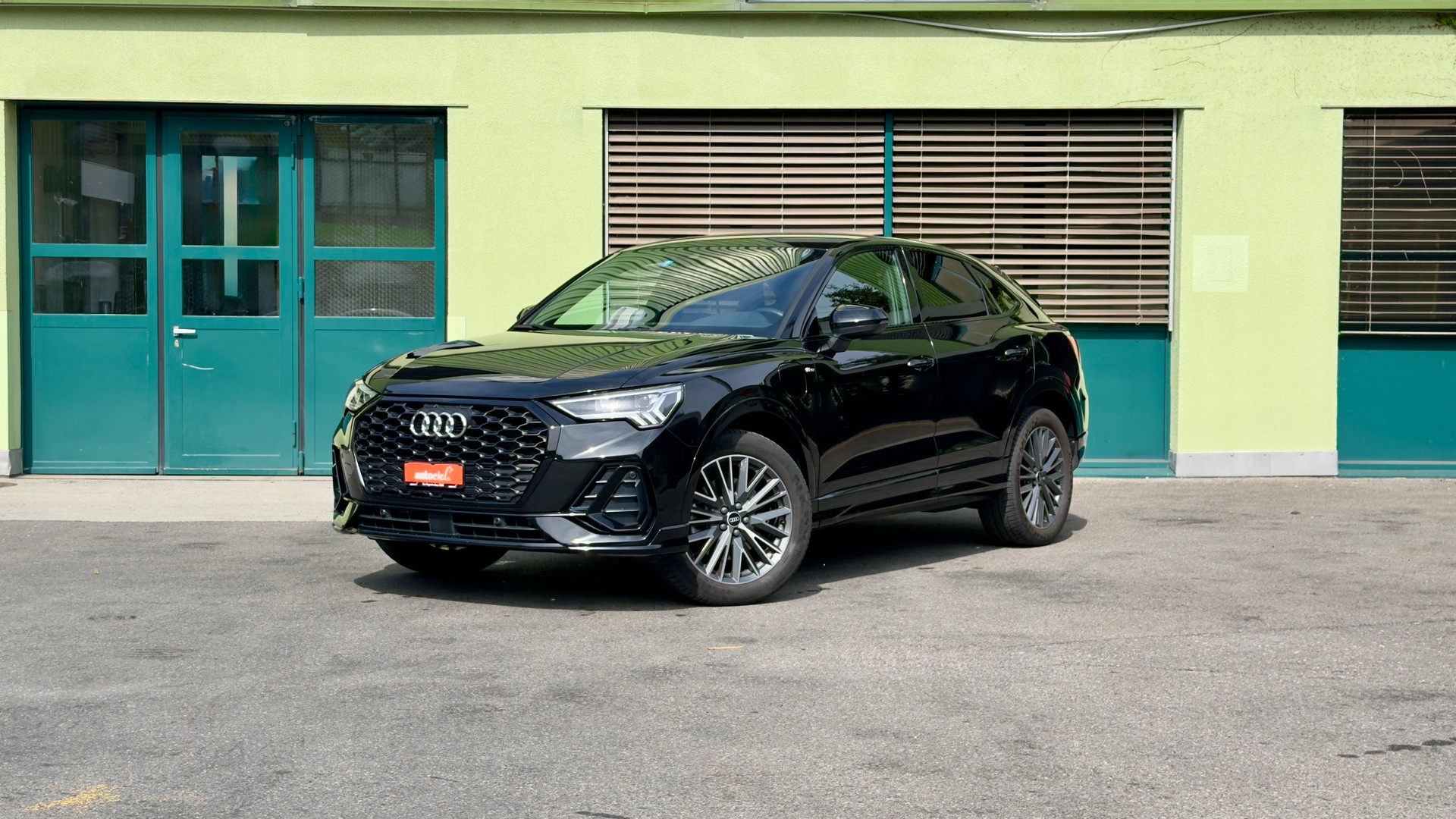 AUDI Q3 Sportback 45 TFSI e S line S-tronic-image-0