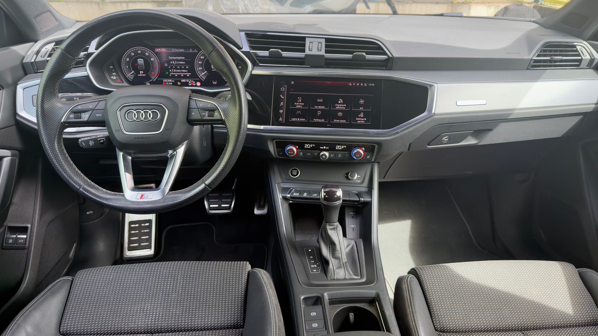 AUDI Q3 Sportback 45 TFSI e S line S-tronic-image-8