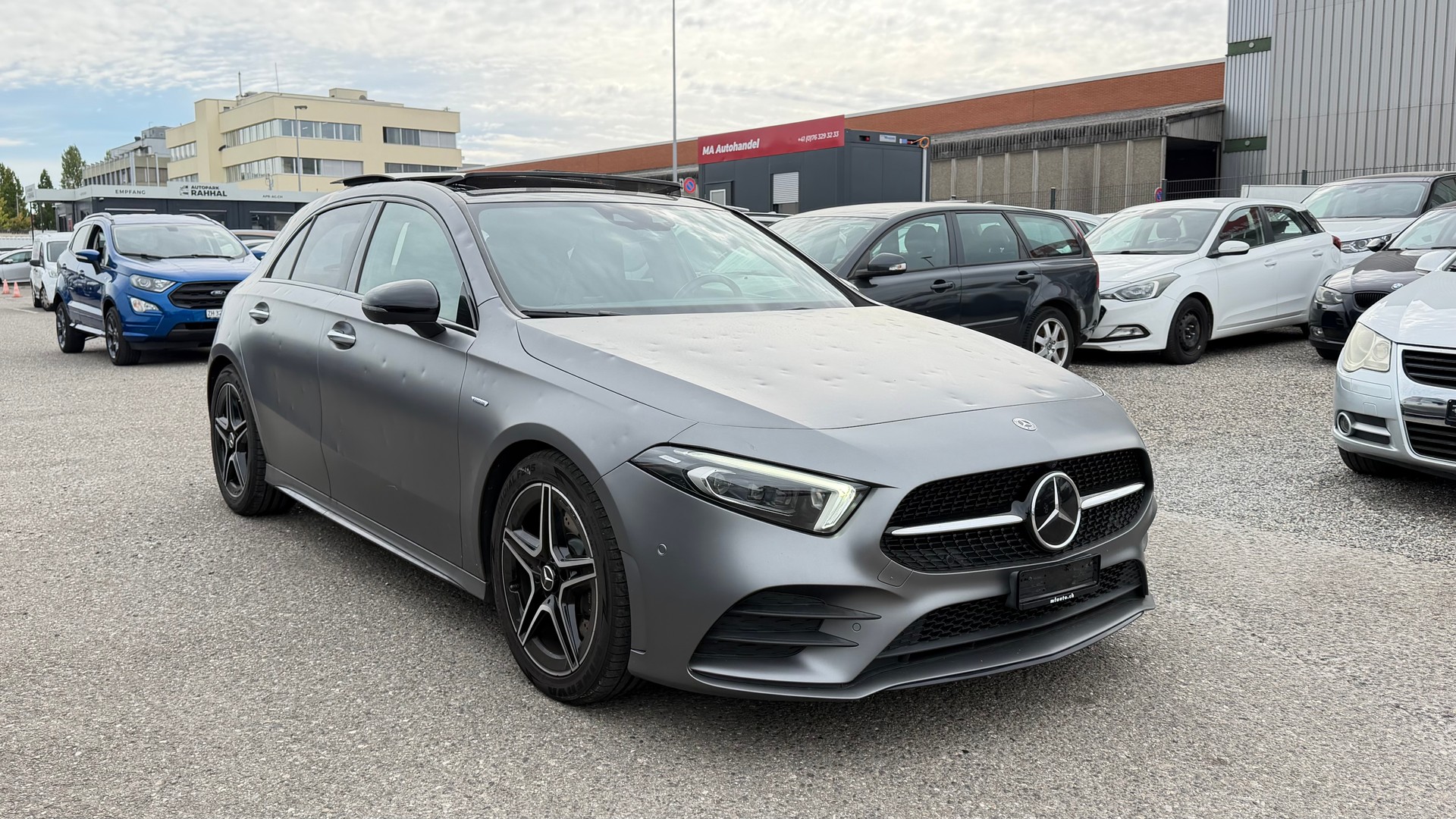 MERCEDES-BENZ A 250 4Matic Progressive 7G-DCT-image-2