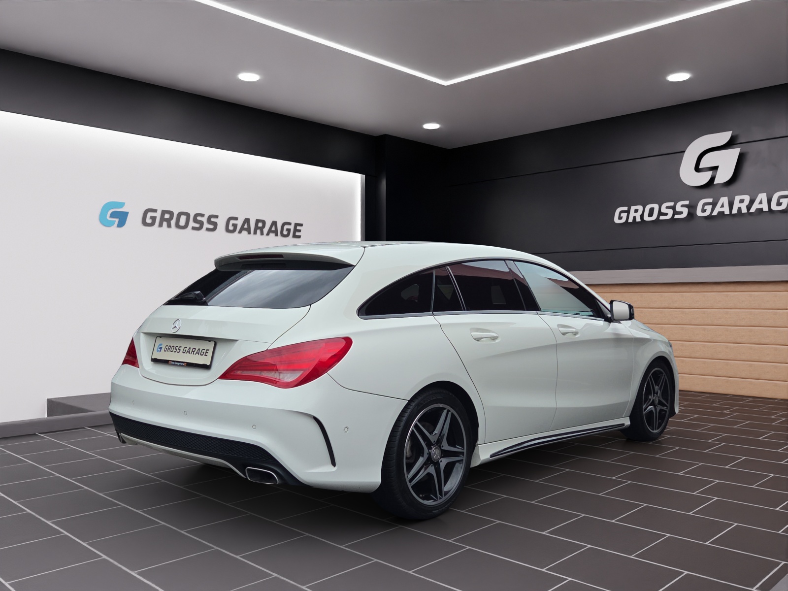 MERCEDES-BENZ CLA 220 CDI AMG Line 4Mat-image-3