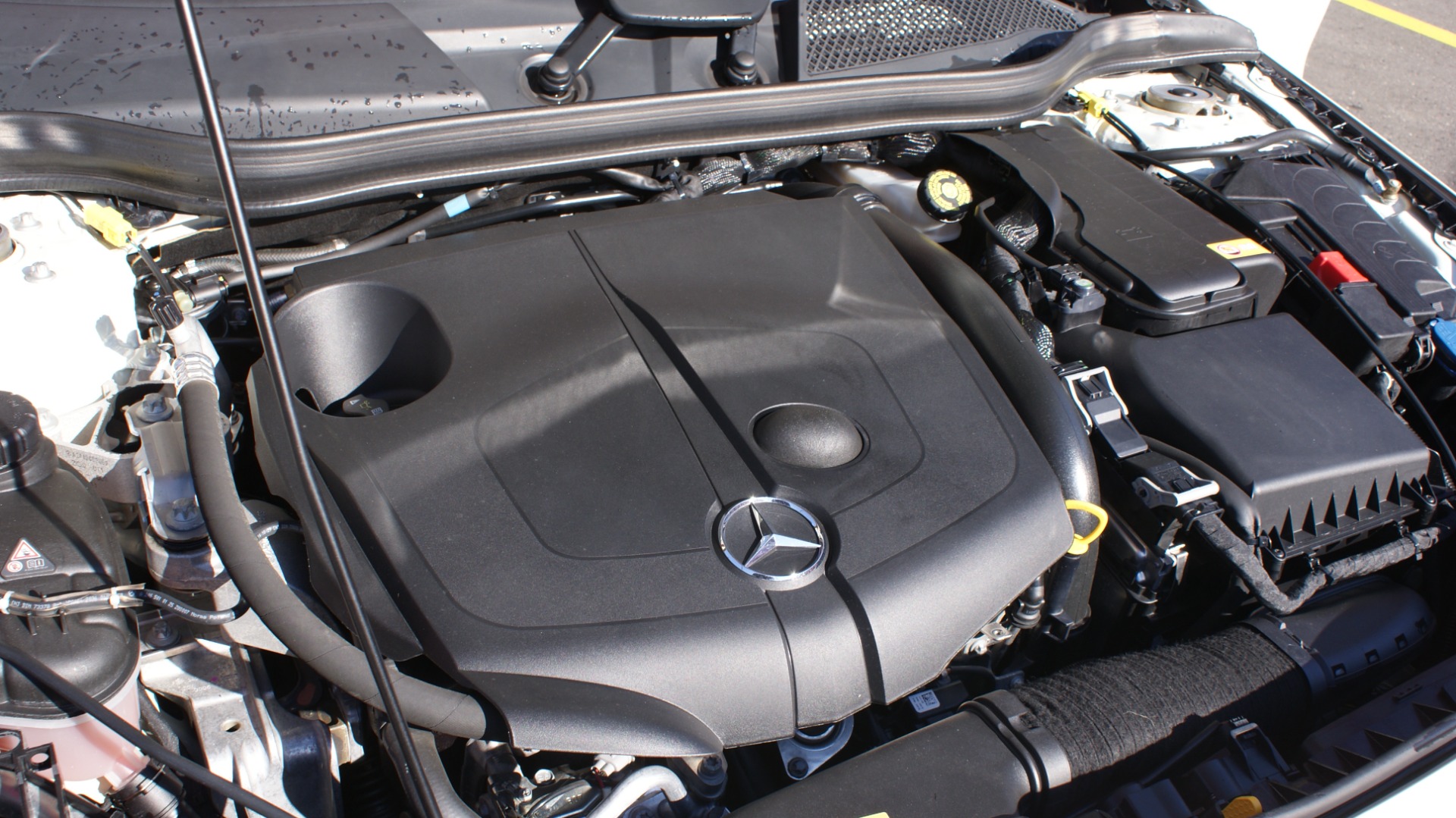 MERCEDES-BENZ CLA 220 CDI AMG Line 4Mat-image-14