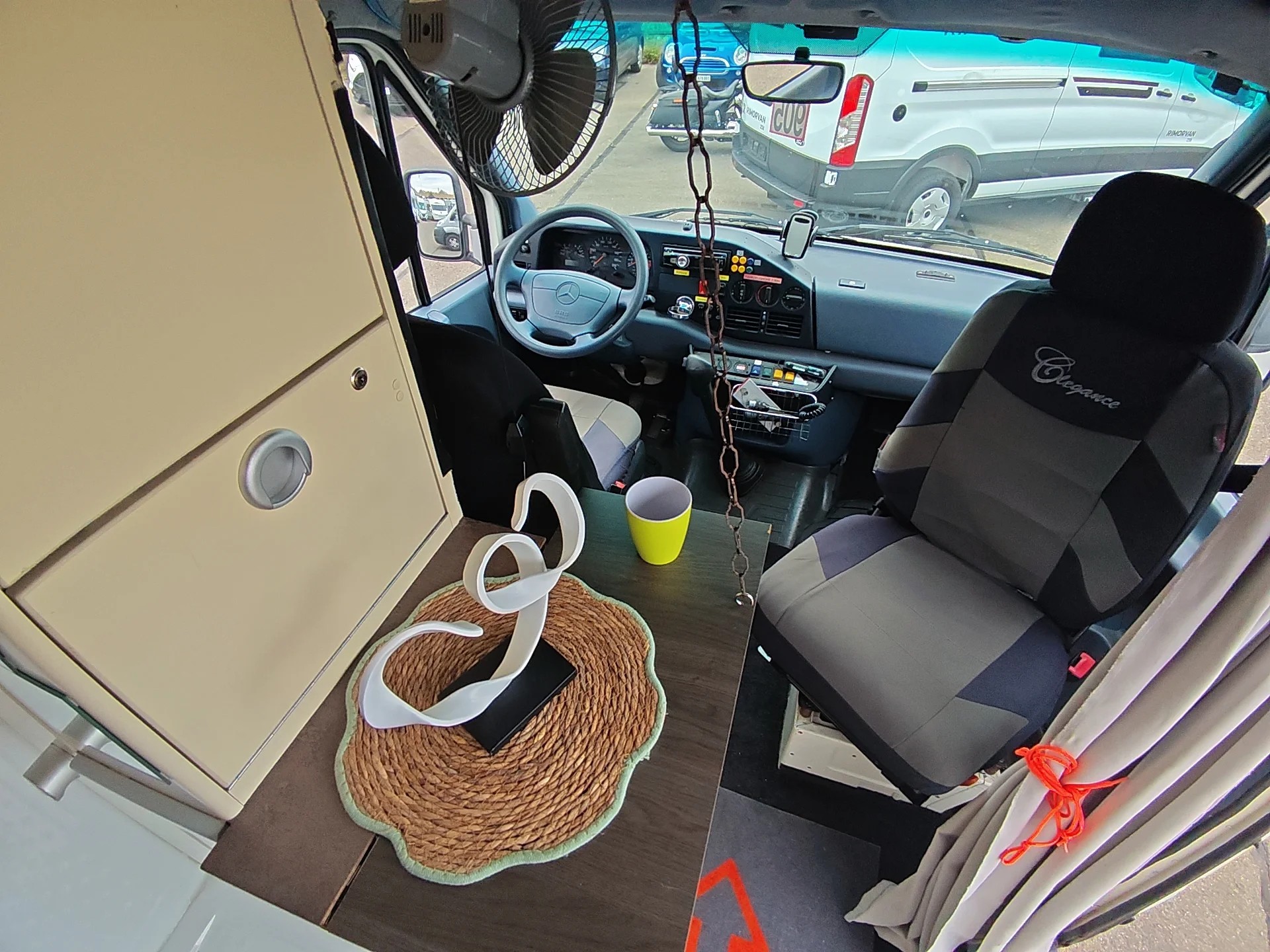 MERCEDES-BENZ 4x4 314 CDI ***Kult-Kombination: Sprinter + 4x4 + unter 6m + Camper +Autark***-image-1