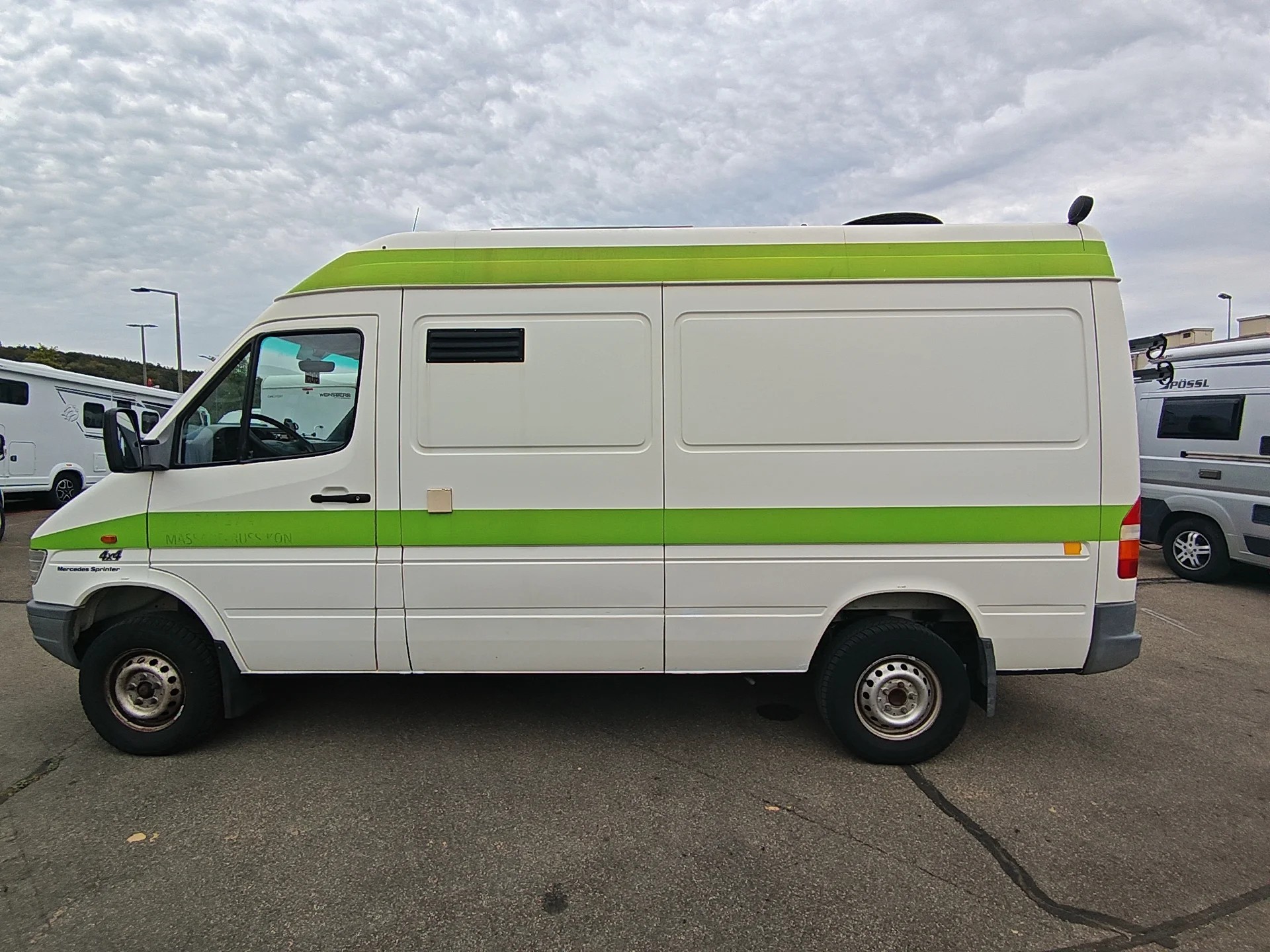 MERCEDES-BENZ 4x4 314 CDI ***Kult-Kombination: Sprinter + 4x4 + unter 6m + Camper +Autark***-image-8
