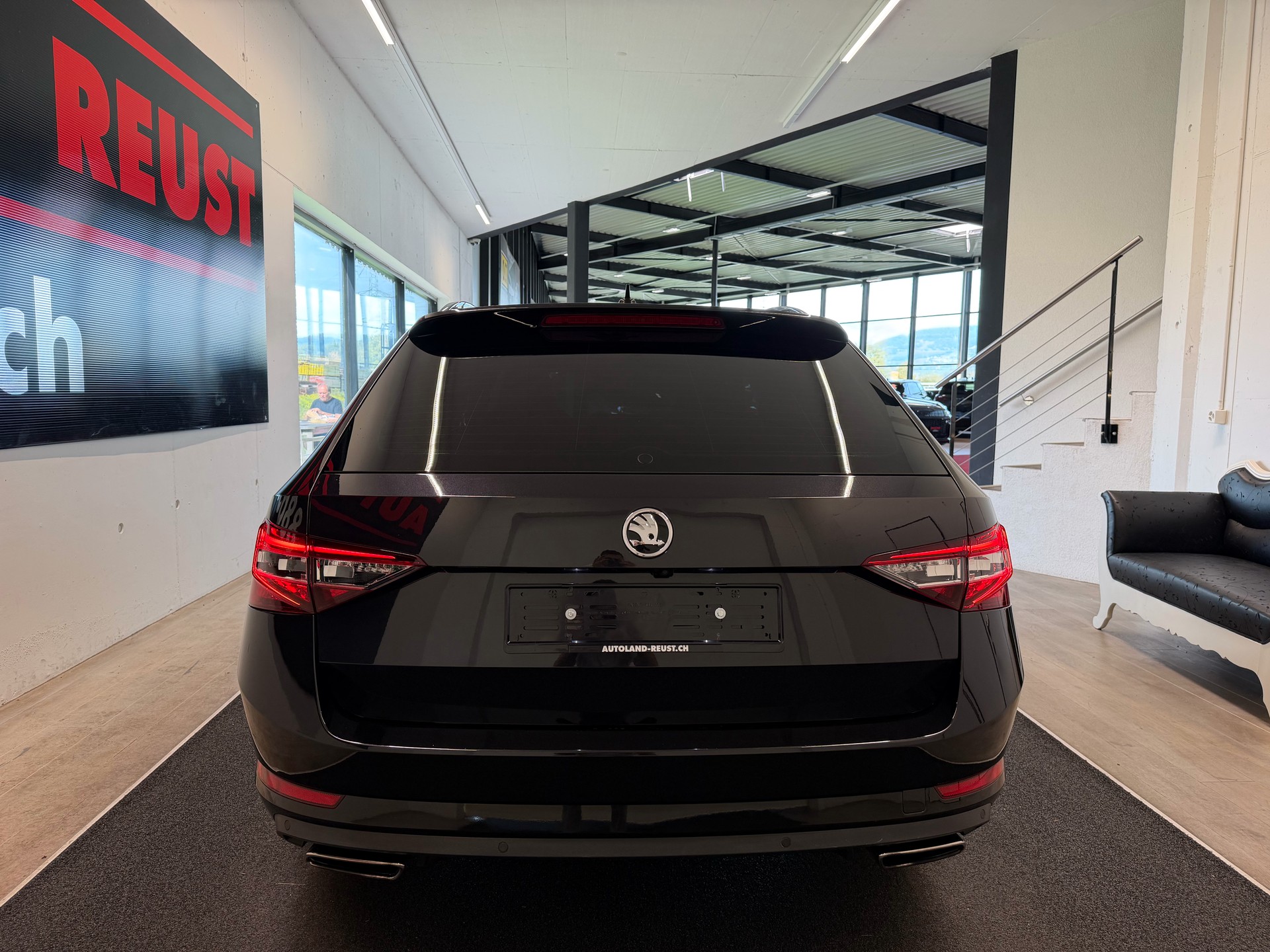 SKODA Superb Combi 2.0 TSI SportLine+ DSG 4x4-image-7