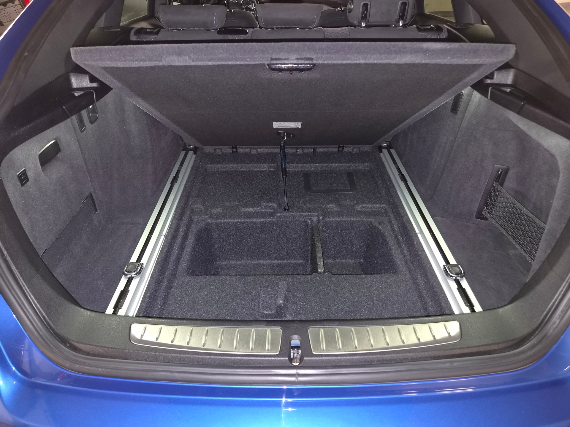 BMW 340i GT xDrive M Sport Steptronic-image-23
