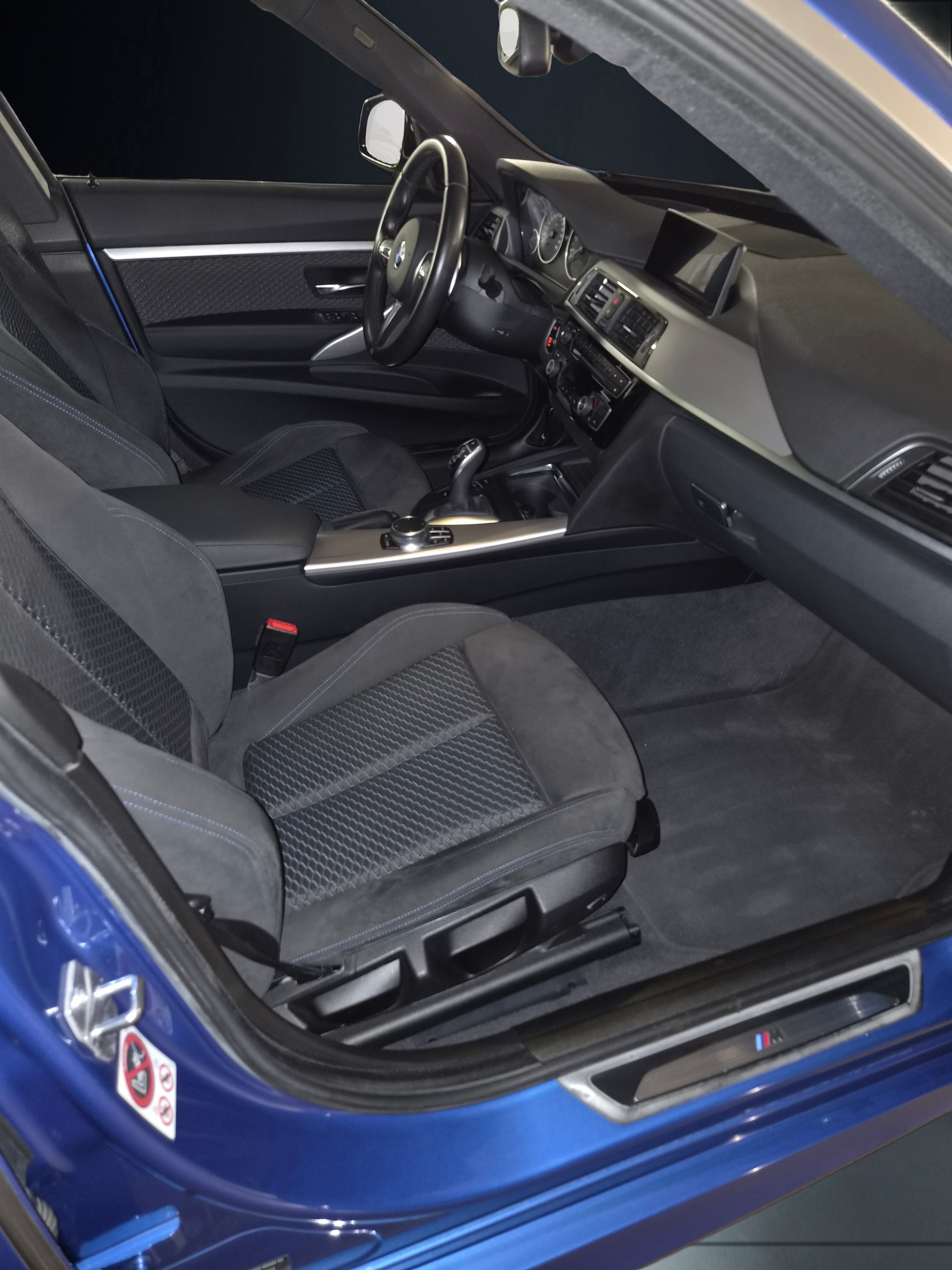 BMW 340i GT xDrive M Sport Steptronic-image-19