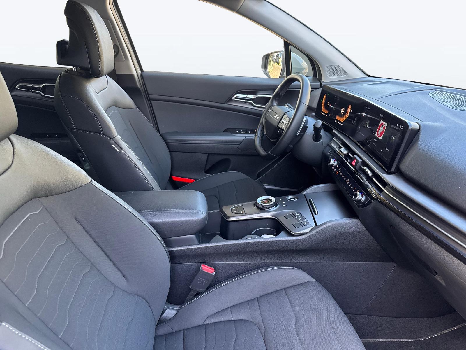 KIA Sportage 1.6 T-GDi Hybrid Power Edition-image-10