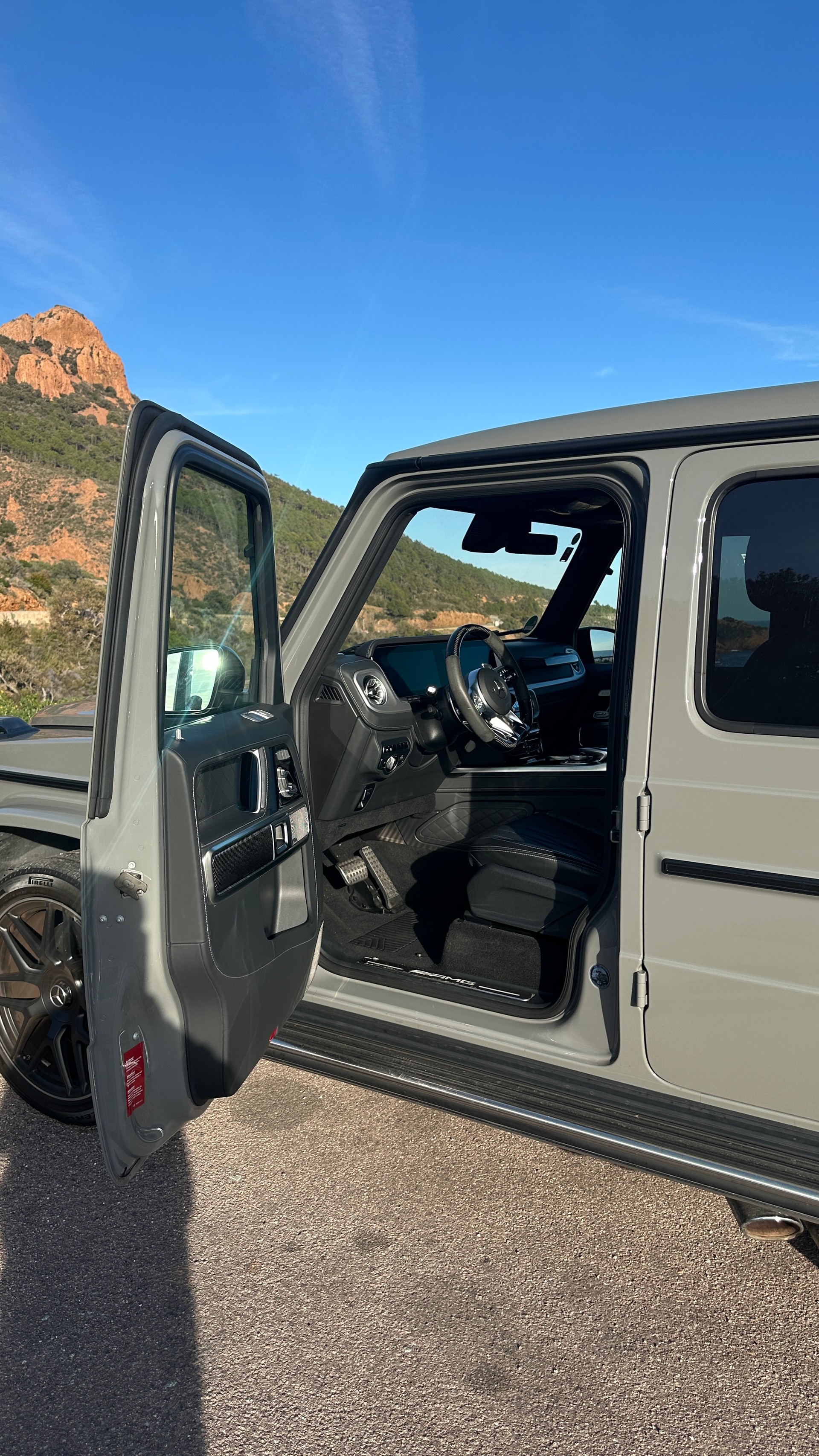 MERCEDES-BENZ G 63 AMG-image-9