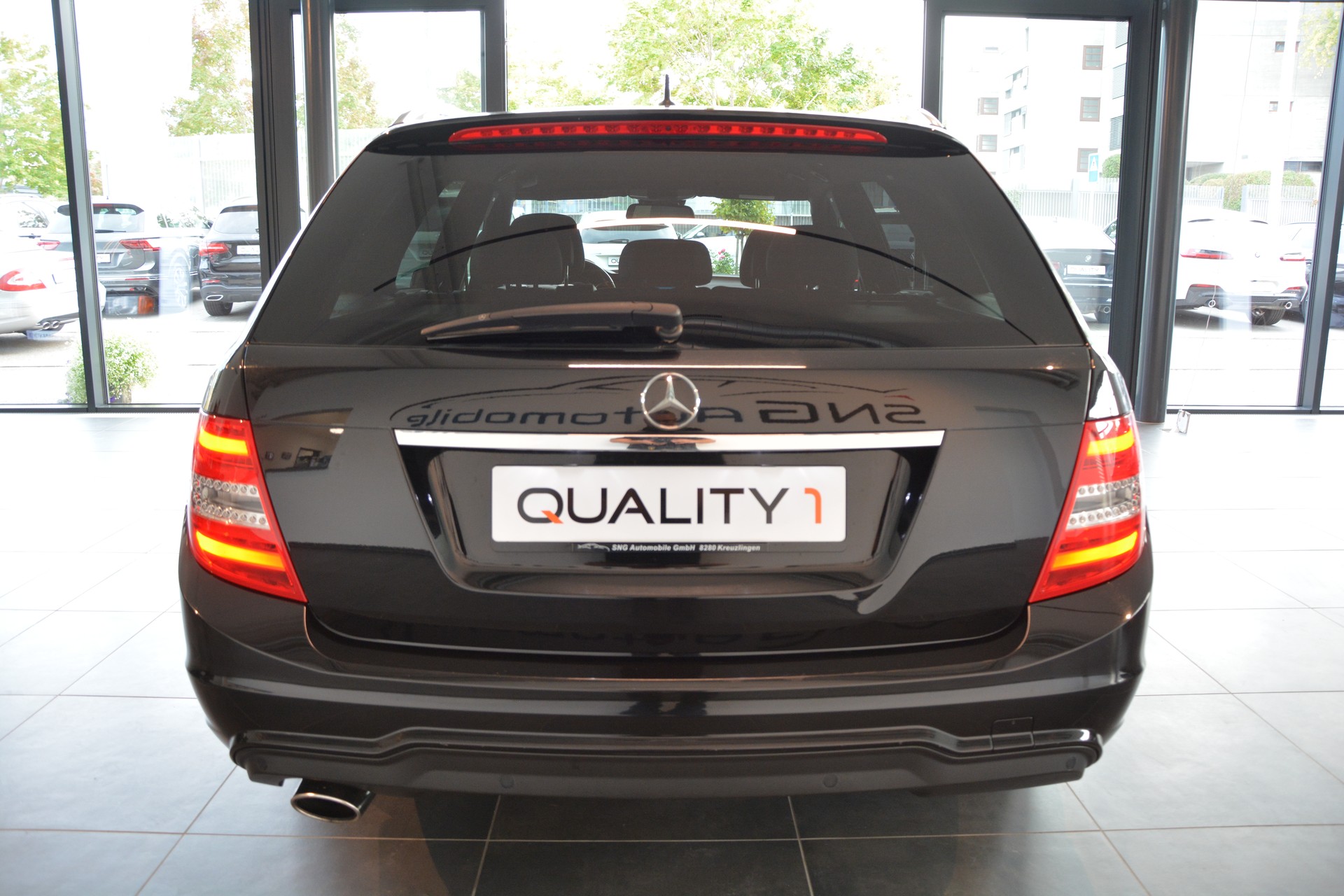 MERCEDES-BENZ C 220 CDI Avantgarde 7G-Tronic AMG-Line-image-4