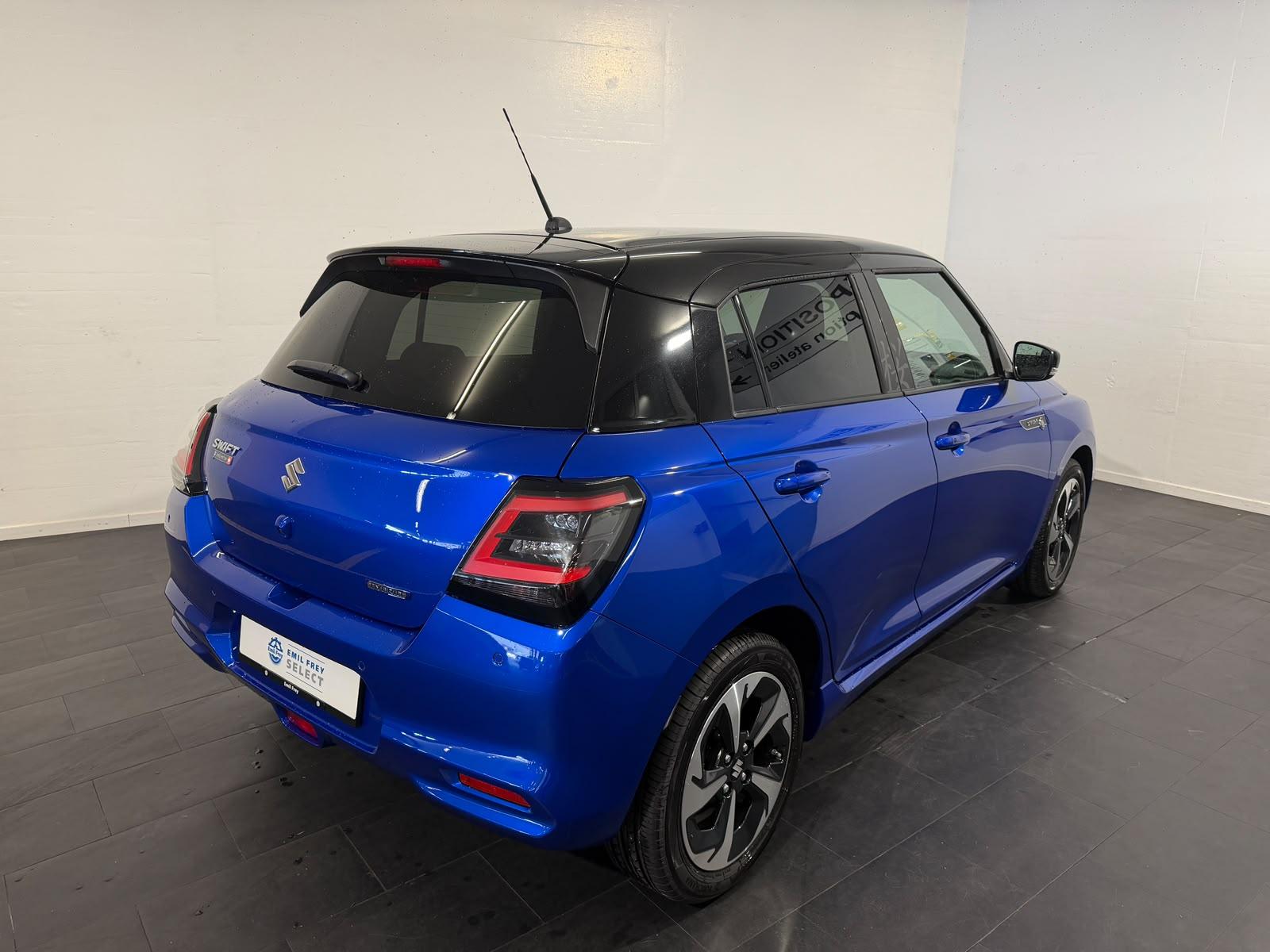 SUZUKI Swift 1.2 Sakura Top Hybrid-image-1