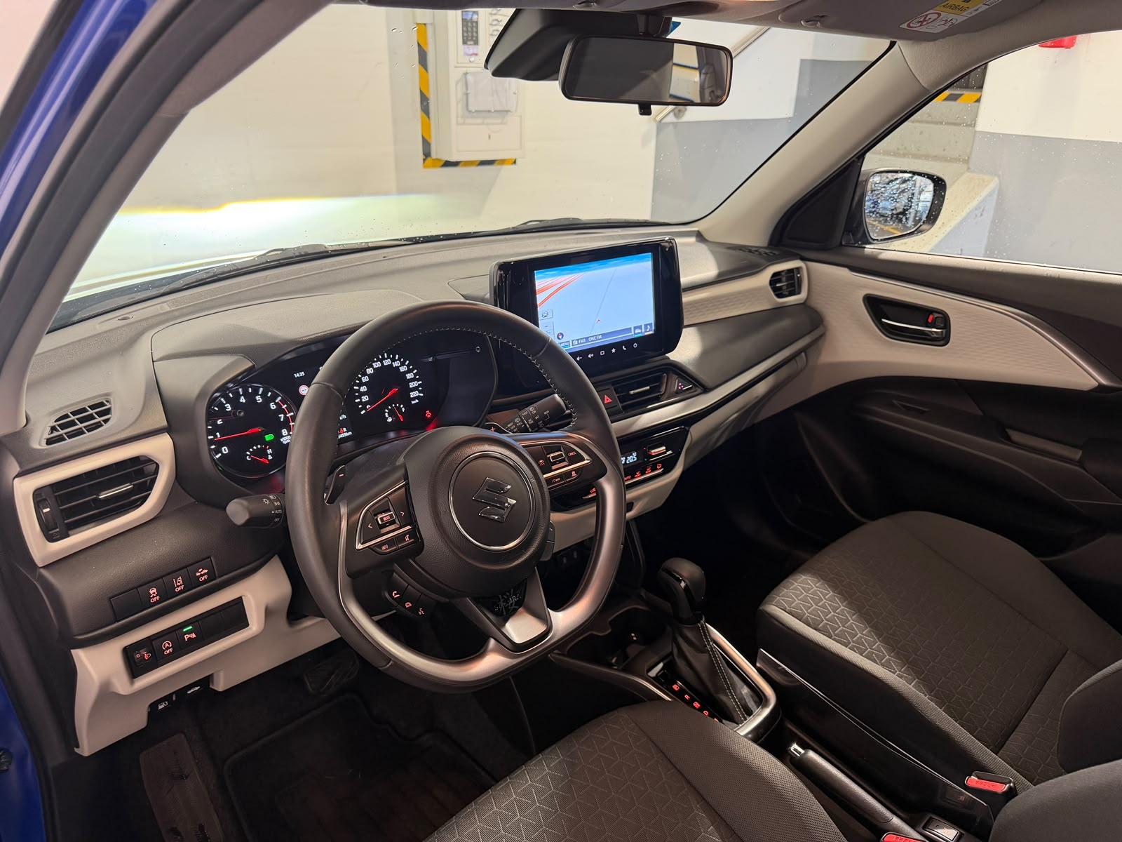SUZUKI Swift 1.2 Sakura Top Hybrid-image-4