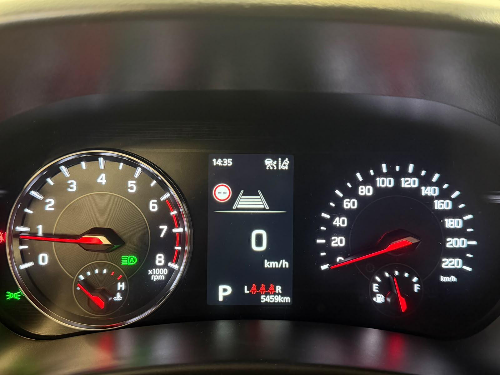 SUZUKI Swift 1.2 Sakura Top Hybrid-image-3