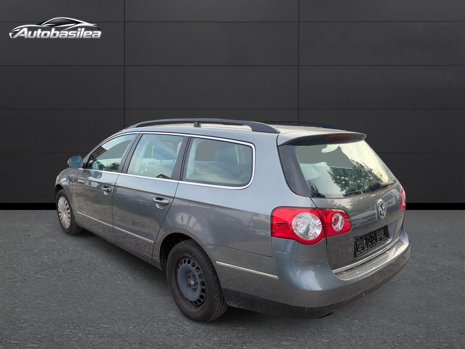 VW Passat Variant 2.0 TDI Comfortline-showroom-element-2