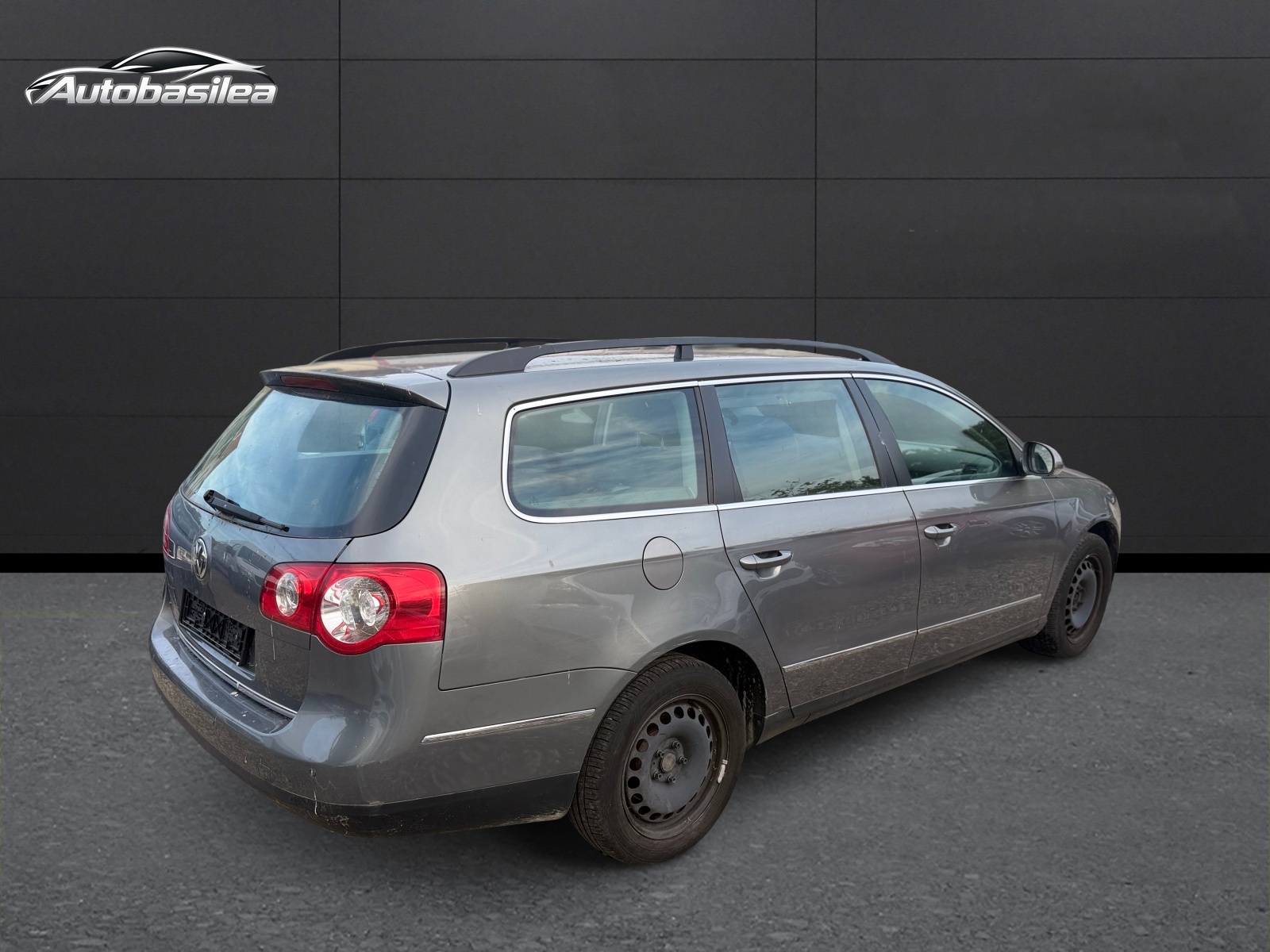 VW Passat Variant 2.0 TDI Comfortline-showroom-element-3