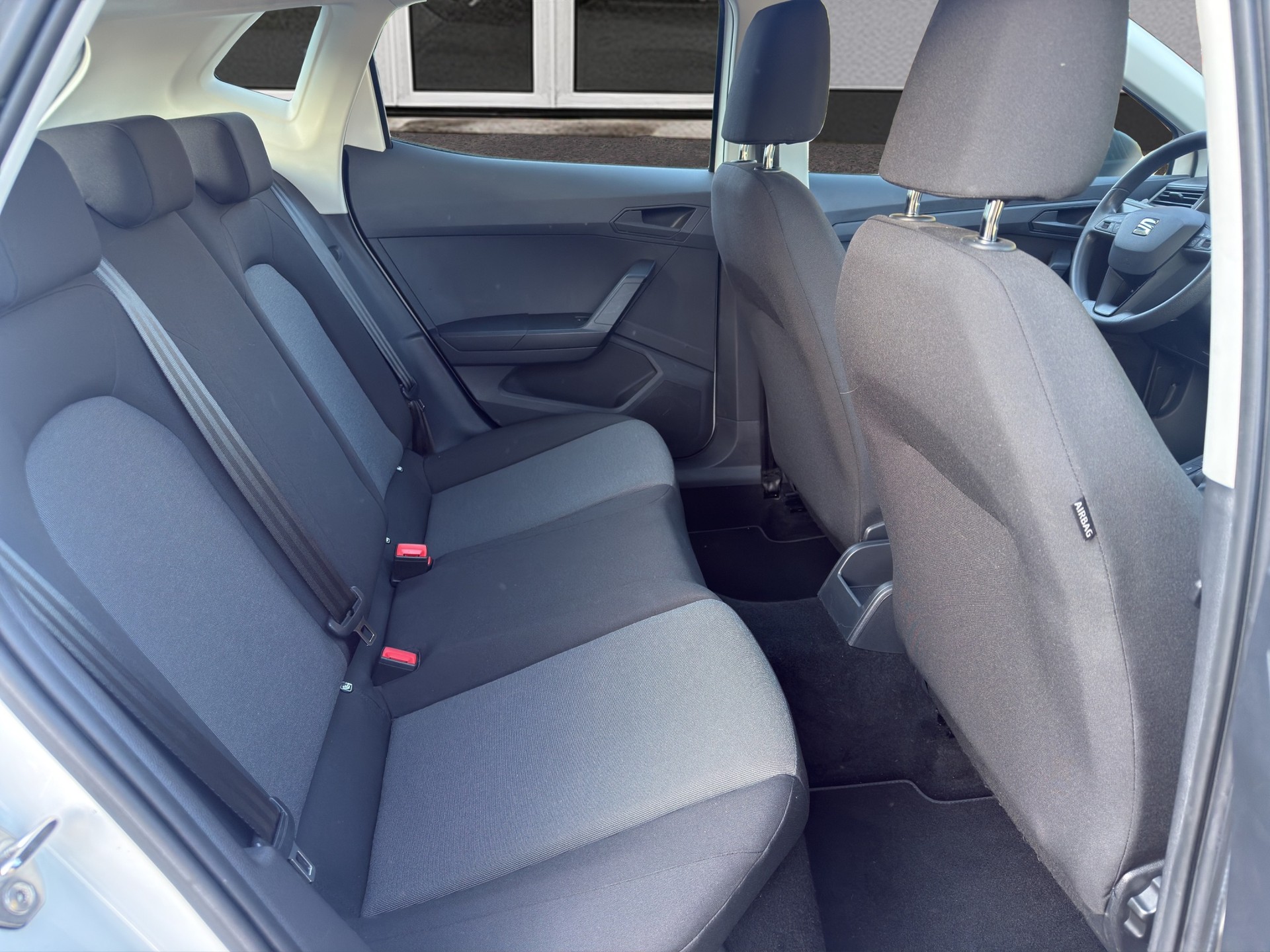 SEAT Ibiza 1.0 EcoTSI Sol-image-16