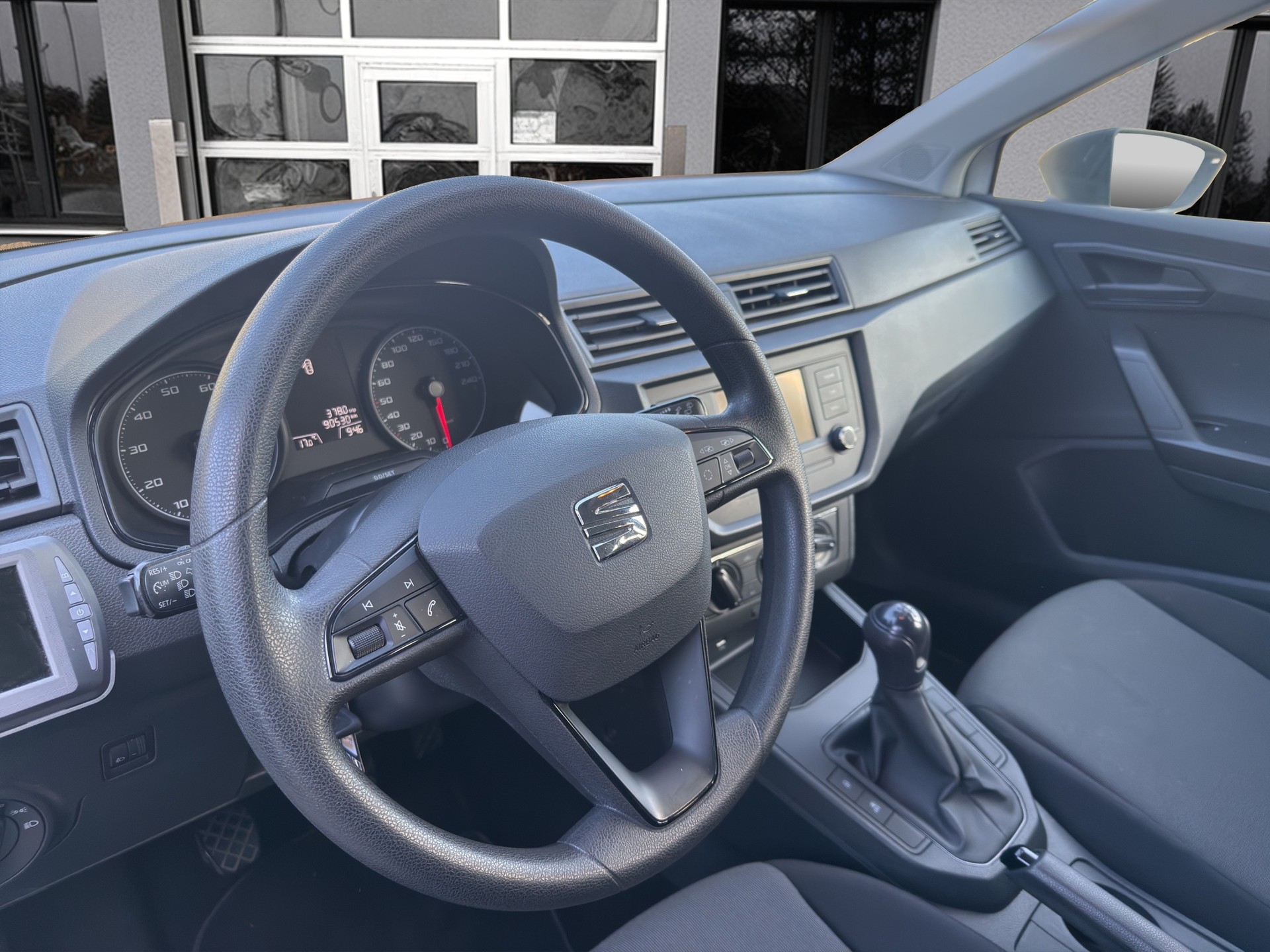 SEAT Ibiza 1.0 EcoTSI Sol-image-12