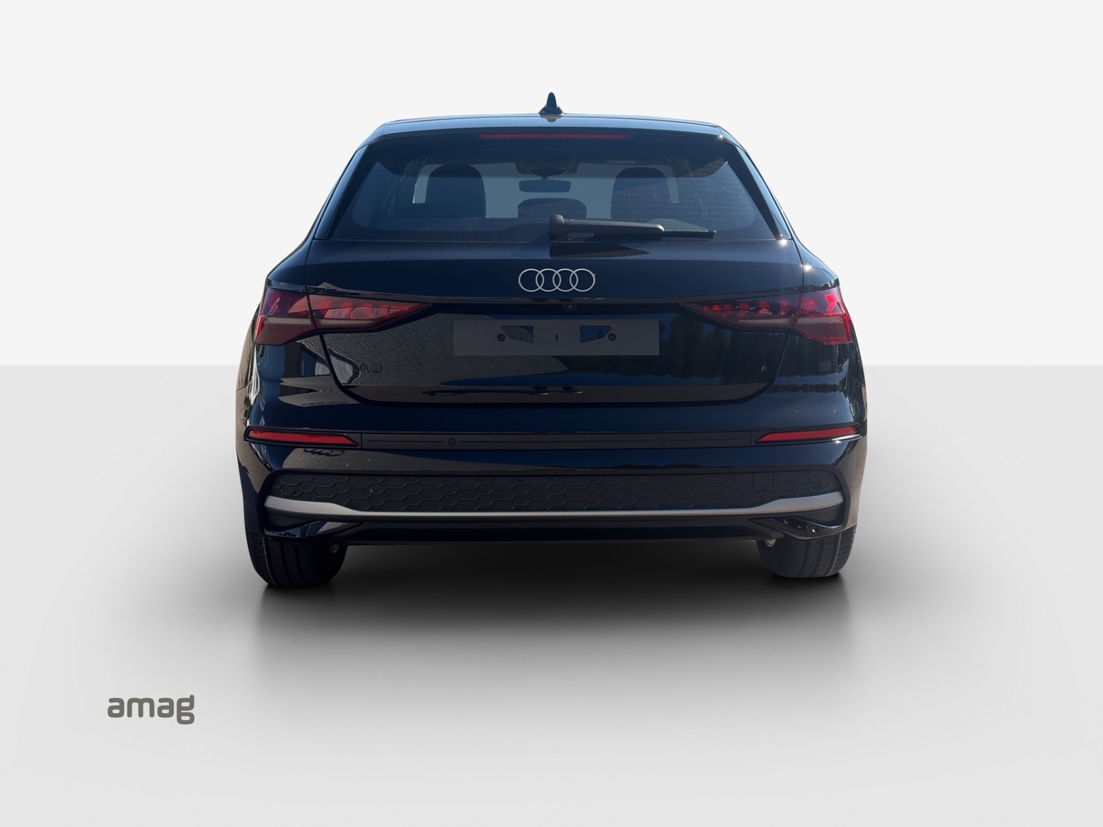 AUDI A3 Sportback TFSI 85 kW Ambition S-tronic-image-3