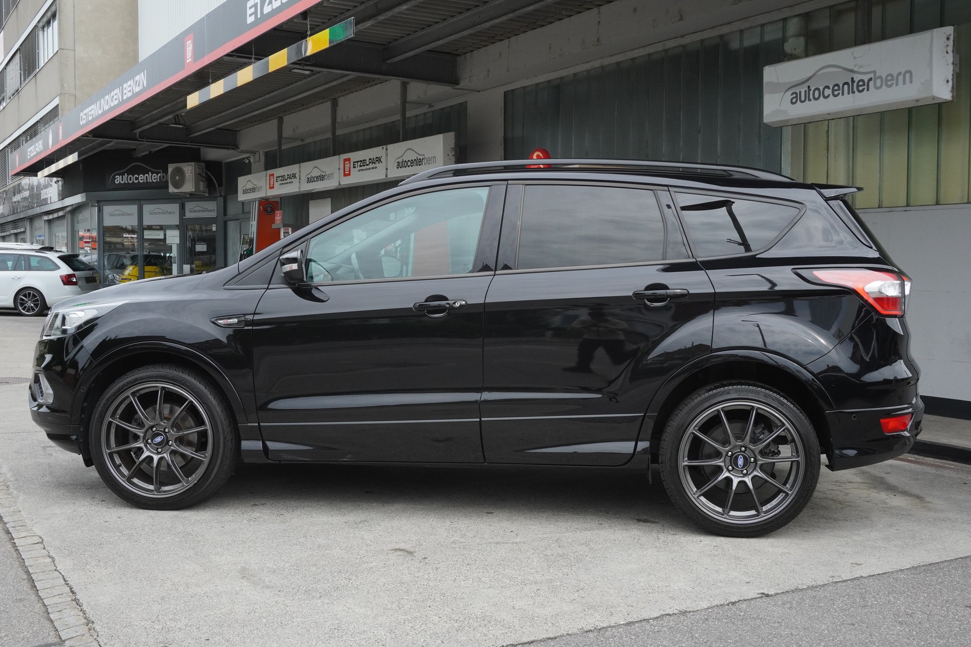 FORD Kuga 2.0 TDCi ST Line High 4WD PowerShift-image-6