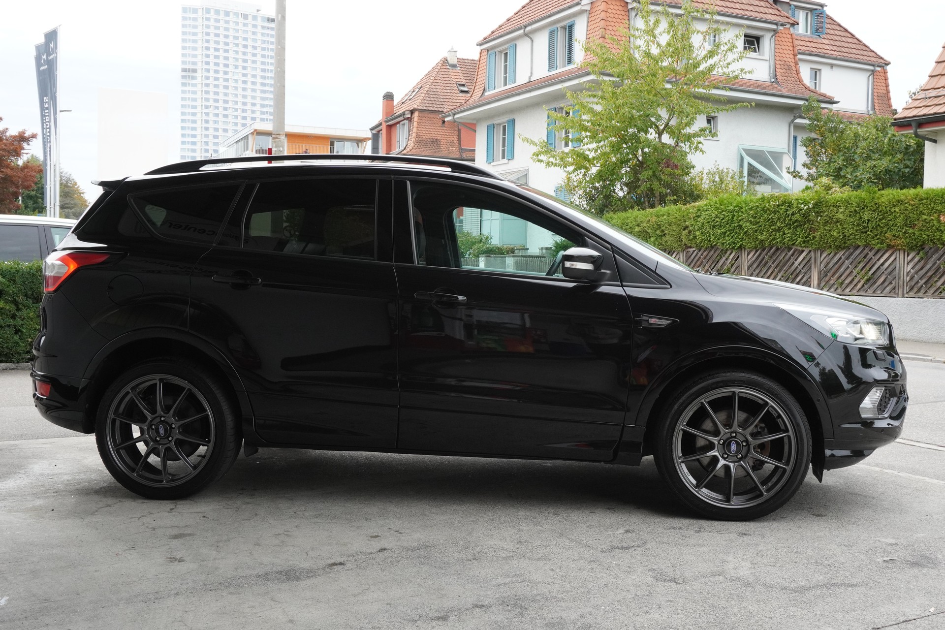 FORD Kuga 2.0 TDCi ST Line High 4WD PowerShift-image-3