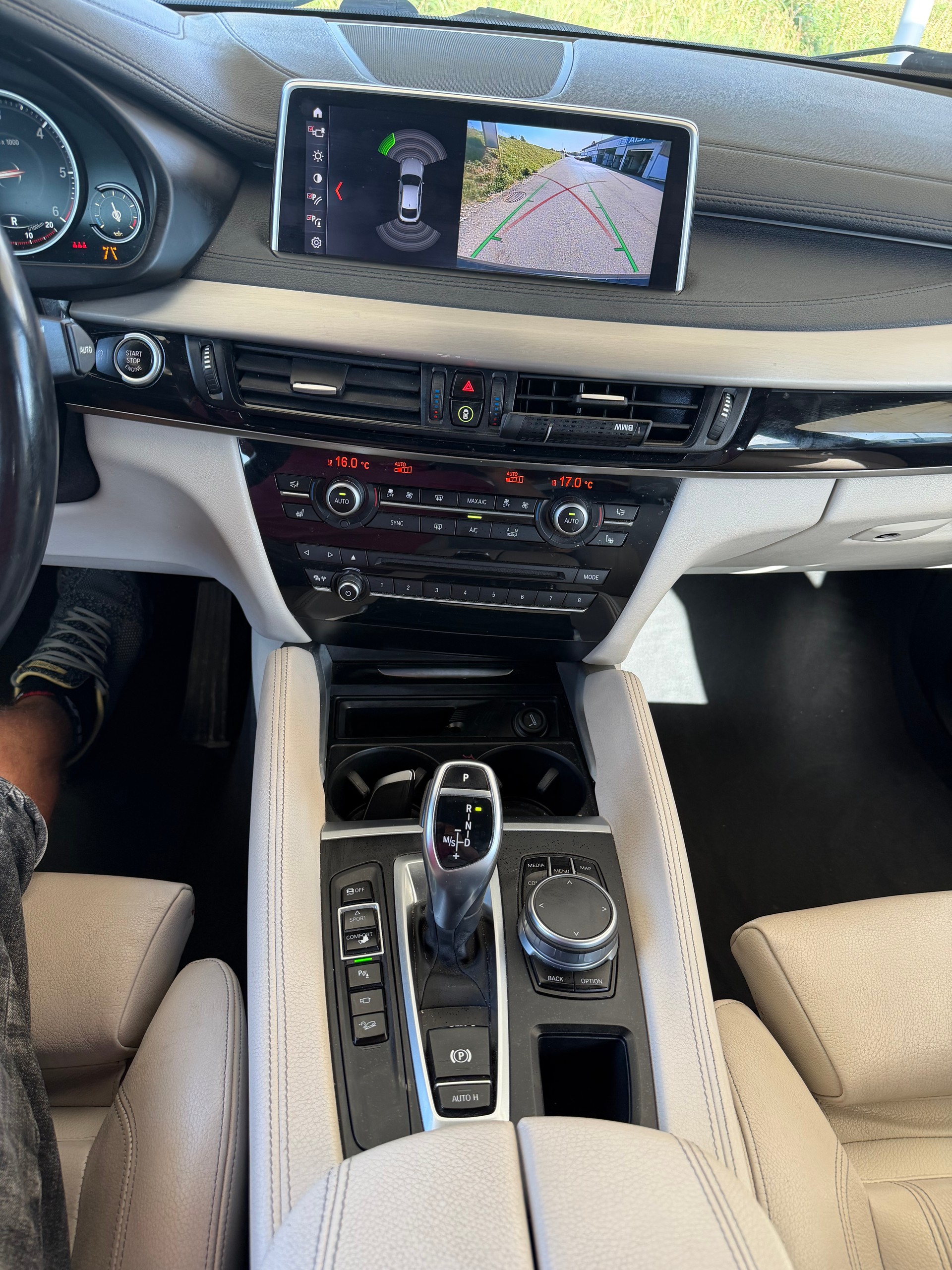 BMW 30d xDrive-image-5