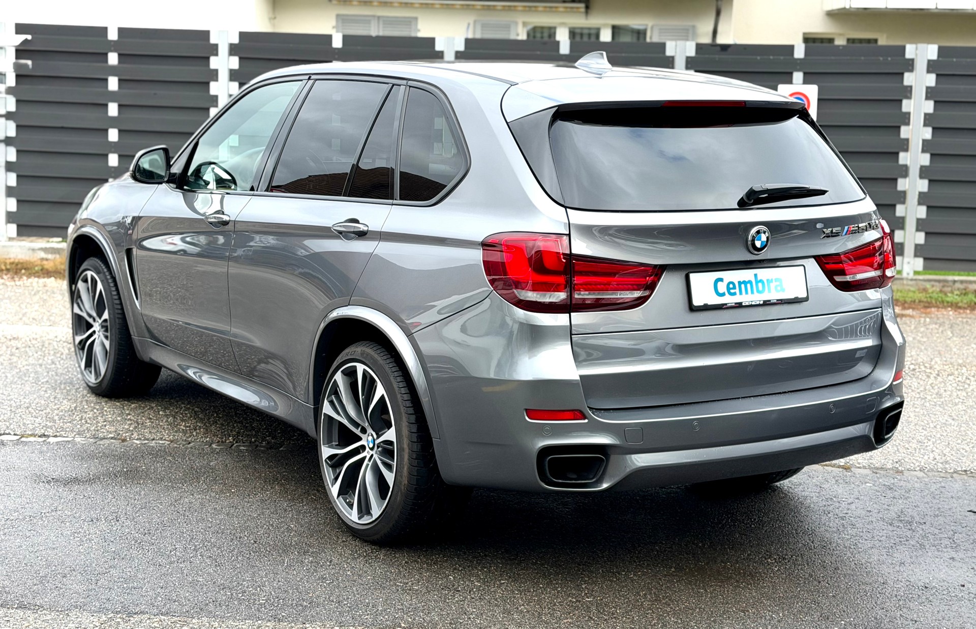 BMW X5 xDrive M50d Pure M Sport Plus Steptronic-image-3