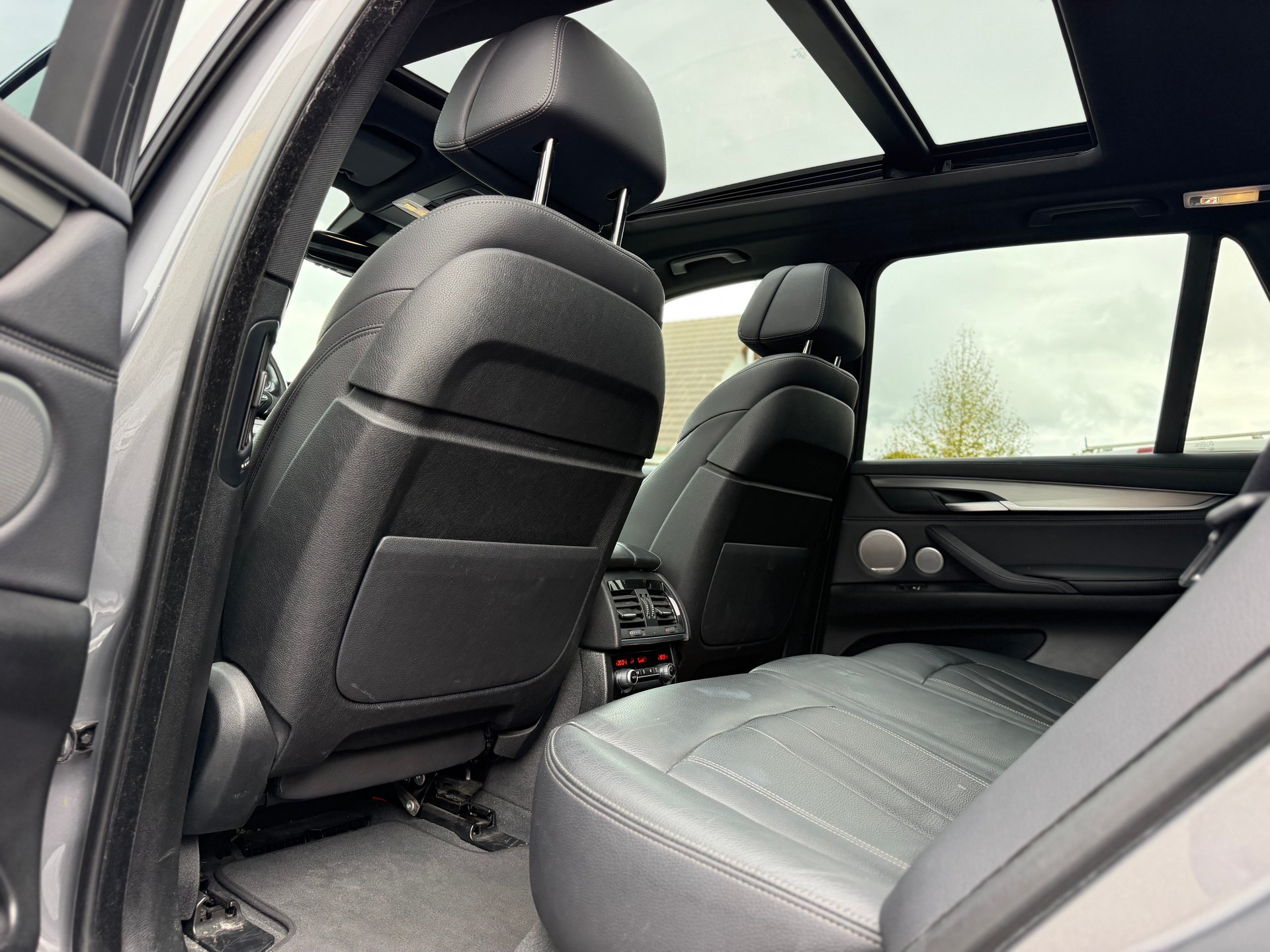 BMW X5 xDrive M50d Pure M Sport Plus Steptronic-image-14